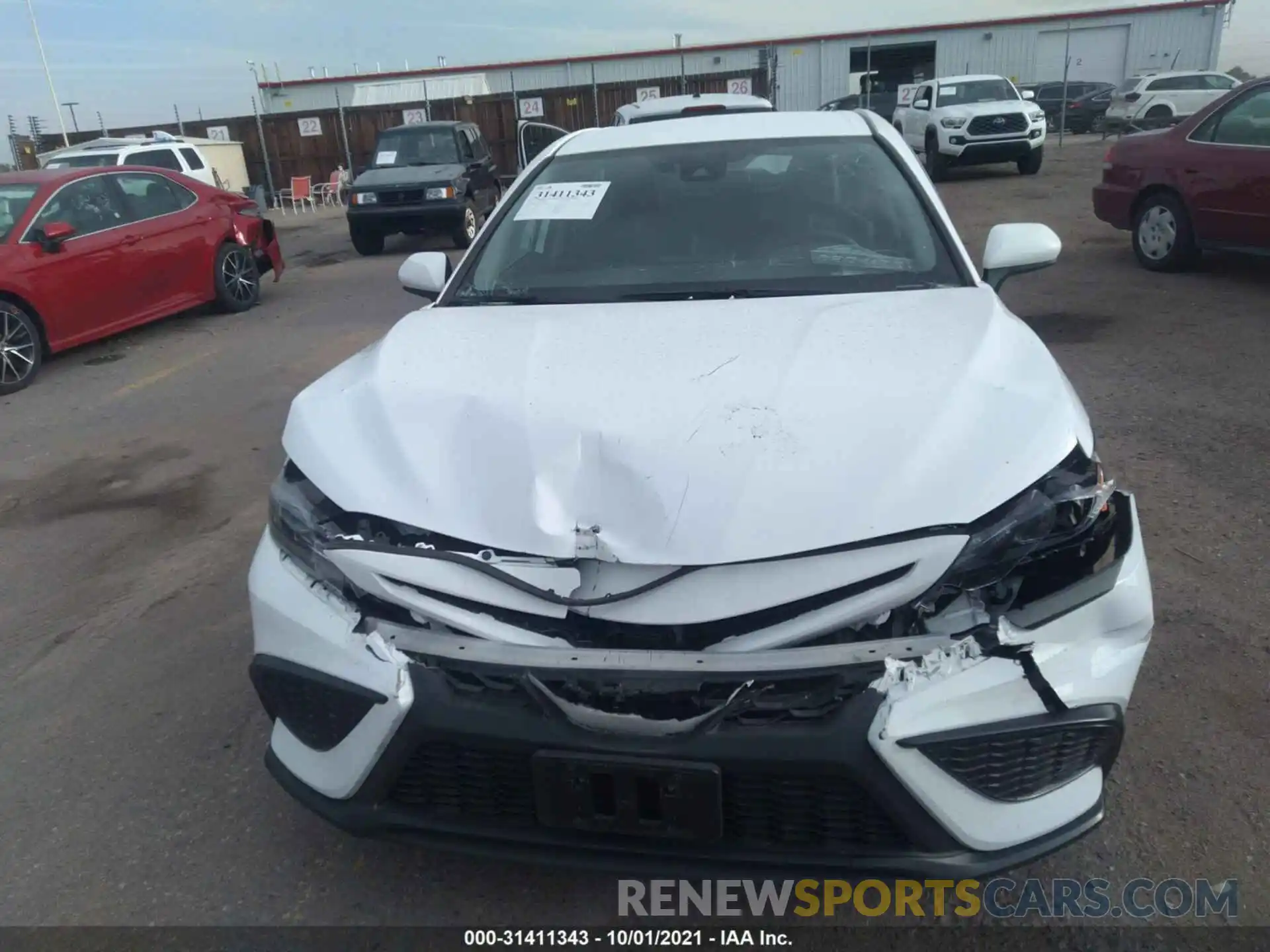 6 Photograph of a damaged car 4T1G11AKXMU585472 TOYOTA CAMRY 2021