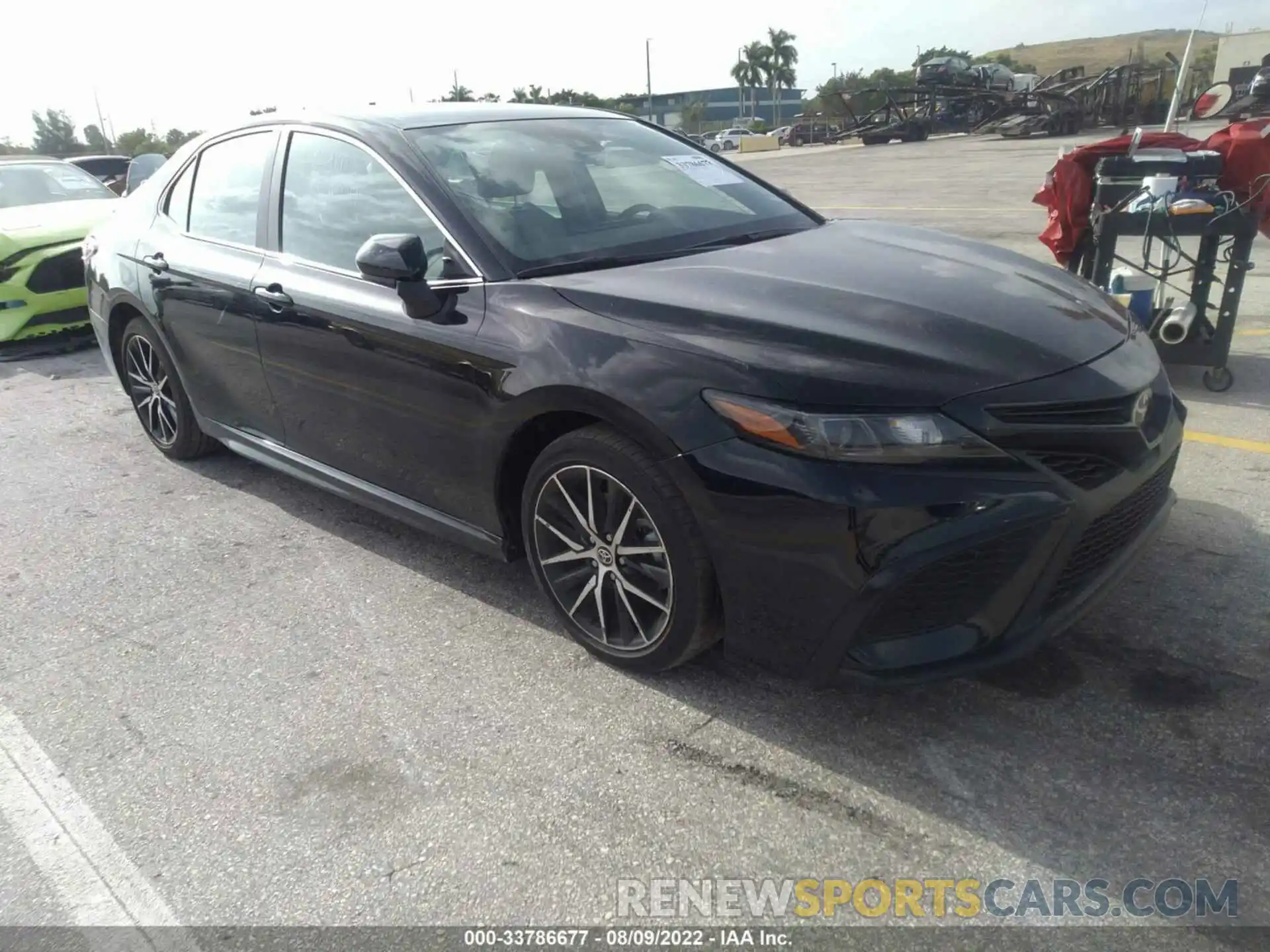 1 Photograph of a damaged car 4T1G11AKXMU602805 TOYOTA CAMRY 2021