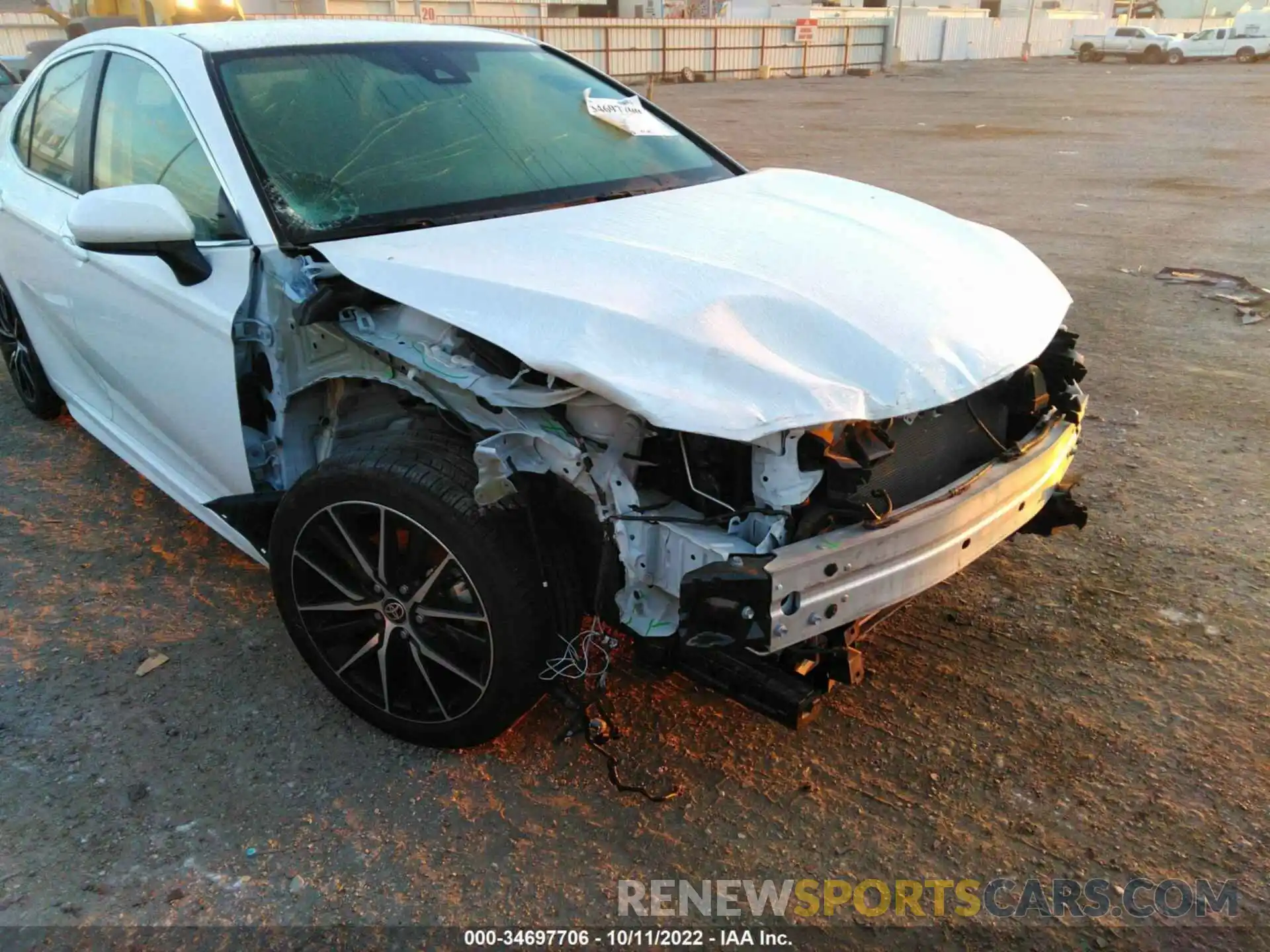 6 Photograph of a damaged car 4T1G11AKXMU606286 TOYOTA CAMRY 2021