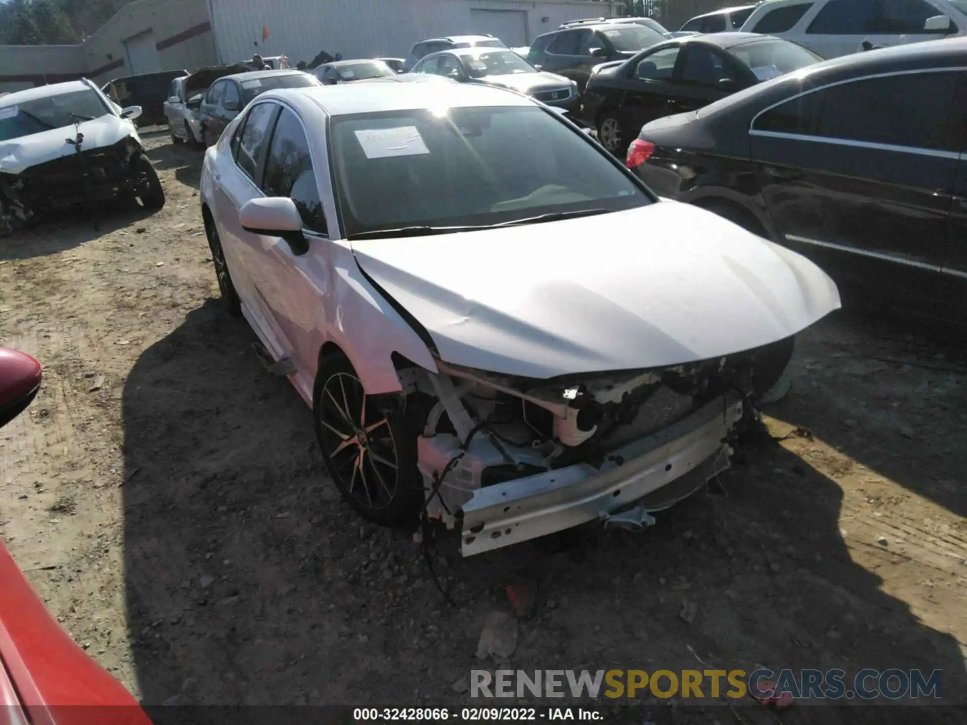 1 Photograph of a damaged car 4T1G11AKXMU606580 TOYOTA CAMRY 2021