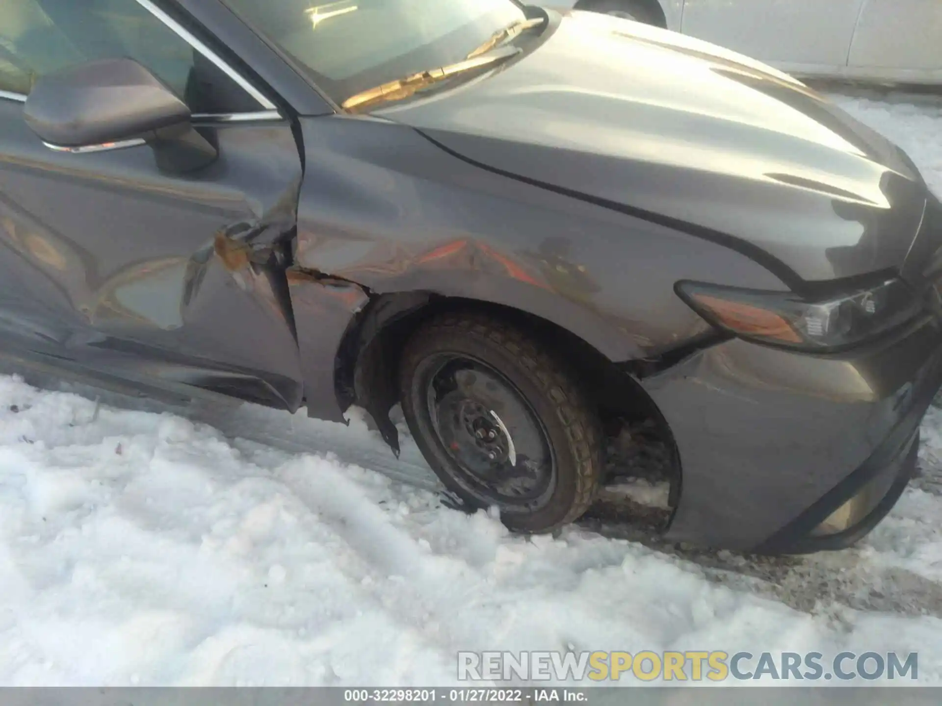 6 Photograph of a damaged car 4T1G11AKXMU612931 TOYOTA CAMRY 2021