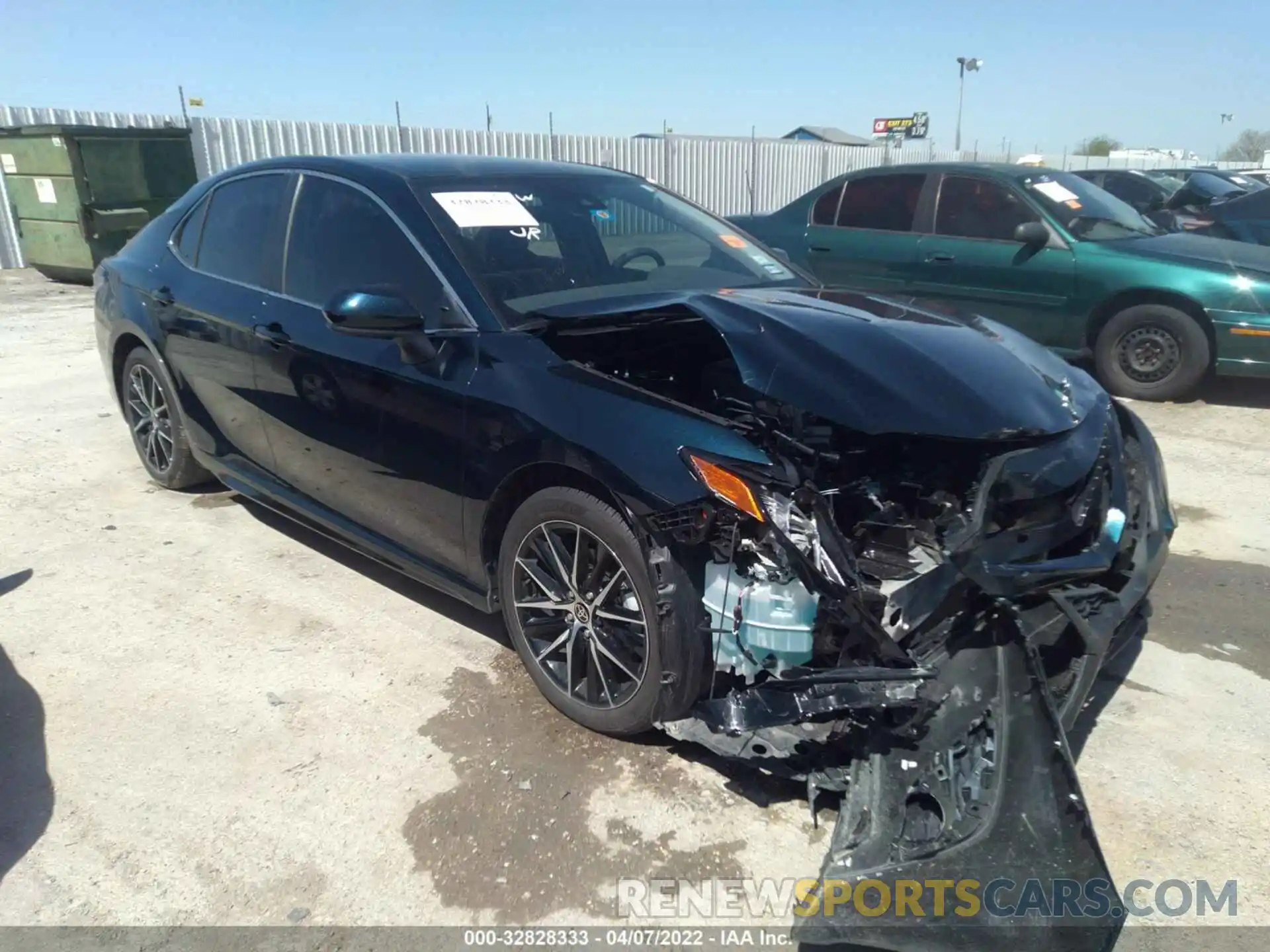 1 Photograph of a damaged car 4T1G11AKXMU615358 TOYOTA CAMRY 2021