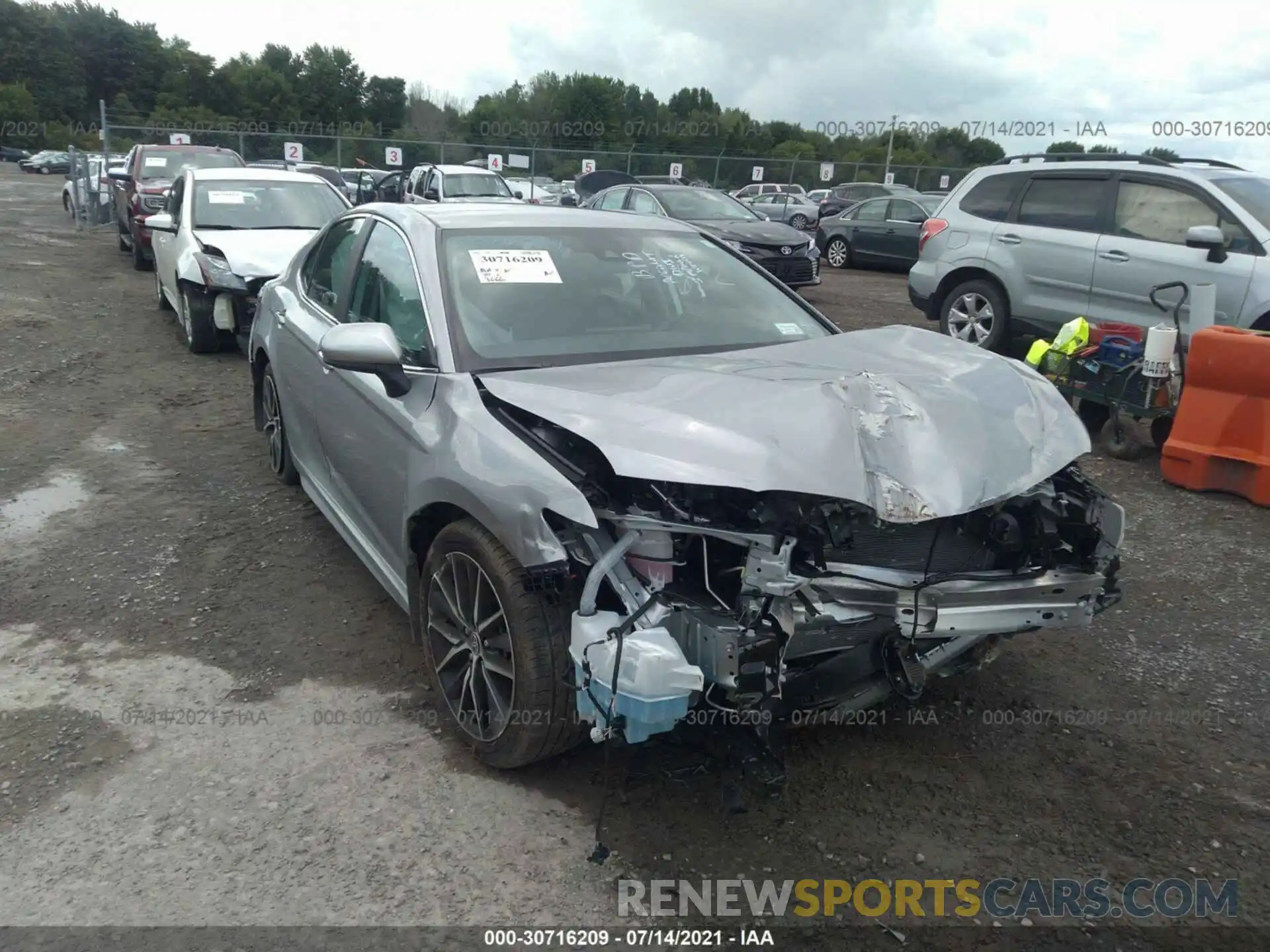 1 Photograph of a damaged car 4T1G11BK0MU027872 TOYOTA CAMRY 2021