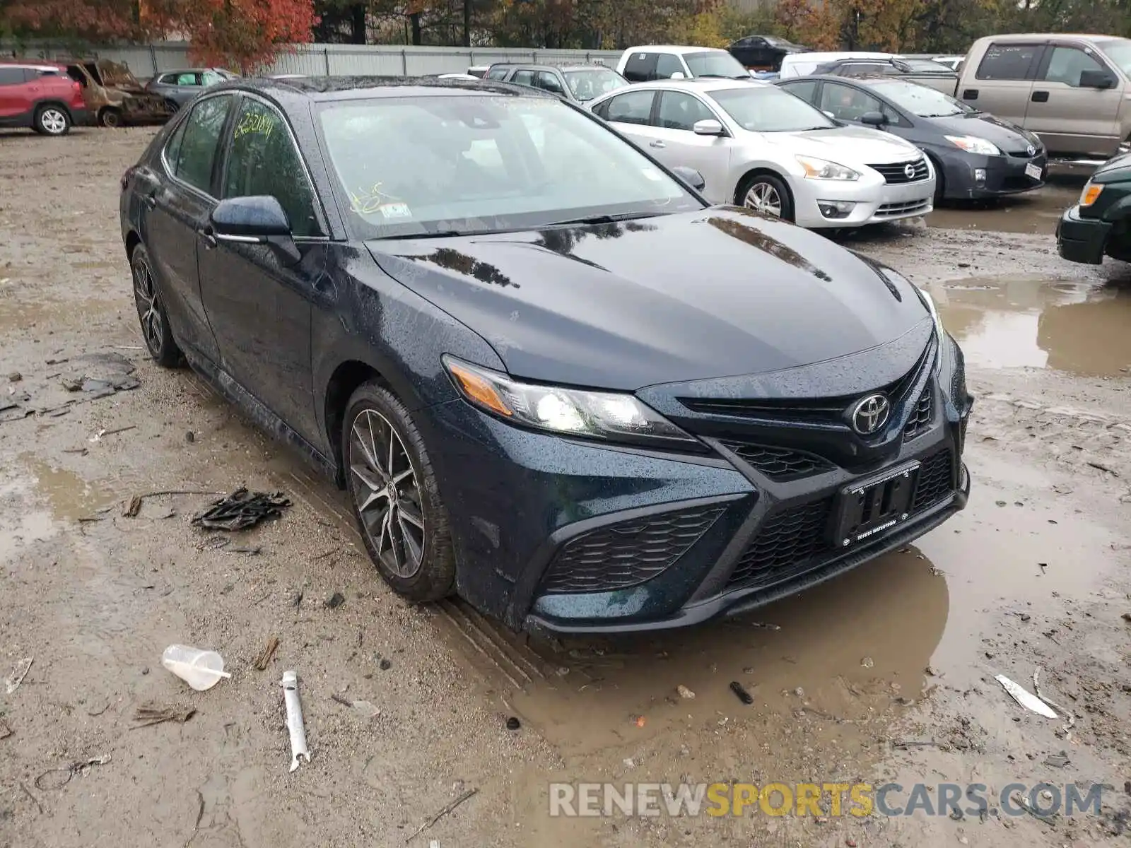 1 Photograph of a damaged car 4T1G11BK0MU031422 TOYOTA CAMRY 2021