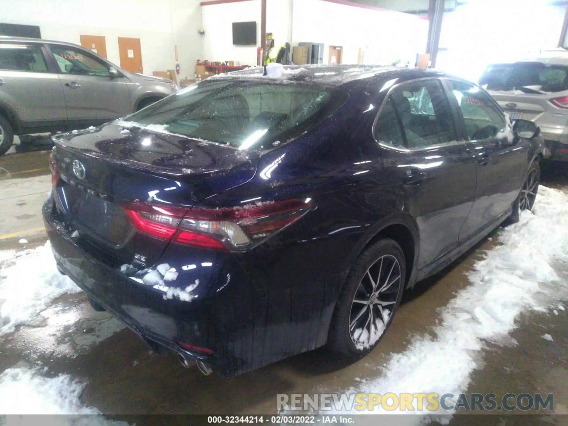 4 Photograph of a damaged car 4T1G11BK0MU034479 TOYOTA CAMRY 2021