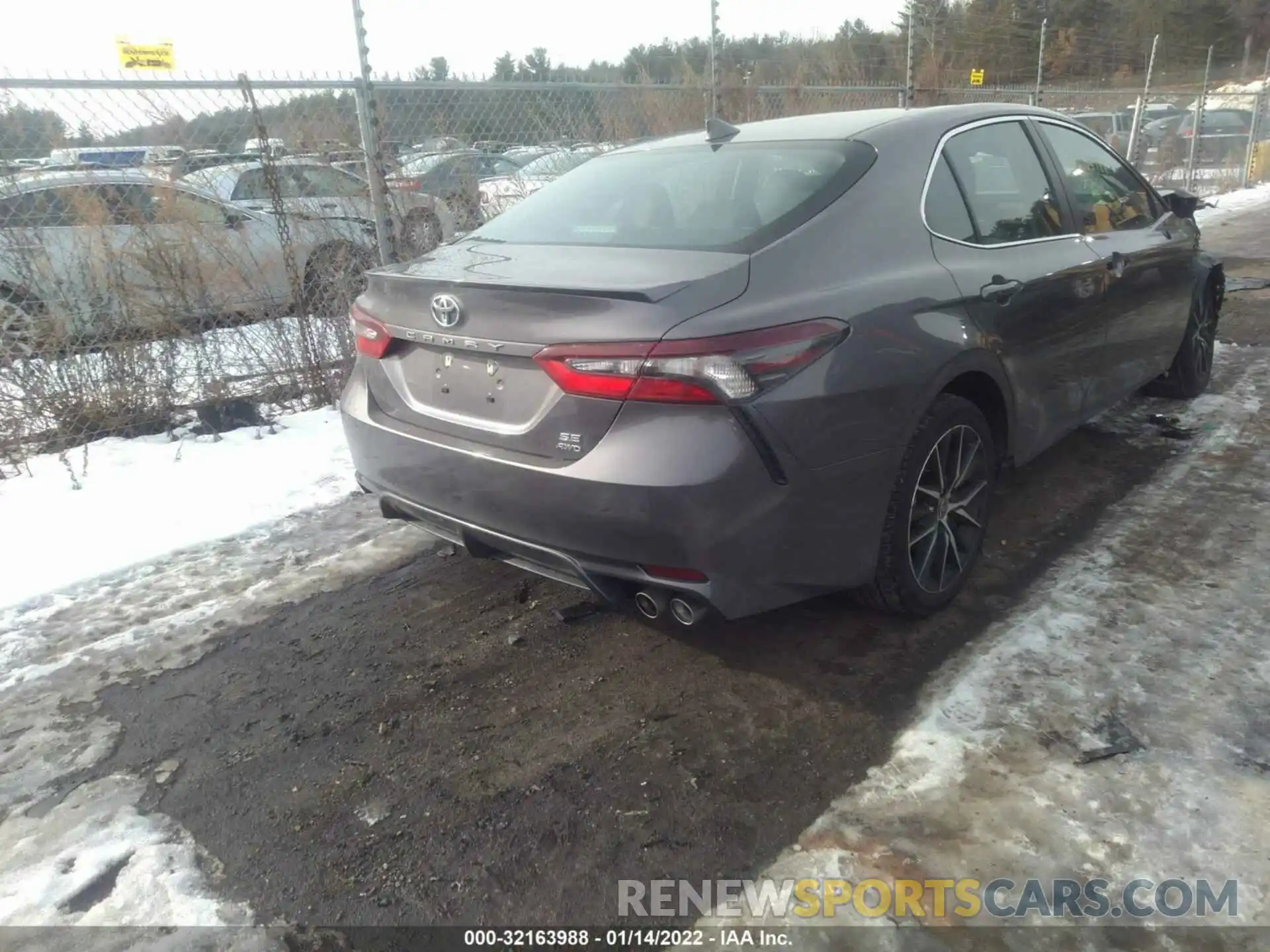 4 Photograph of a damaged car 4T1G11BK0MU044235 TOYOTA CAMRY 2021