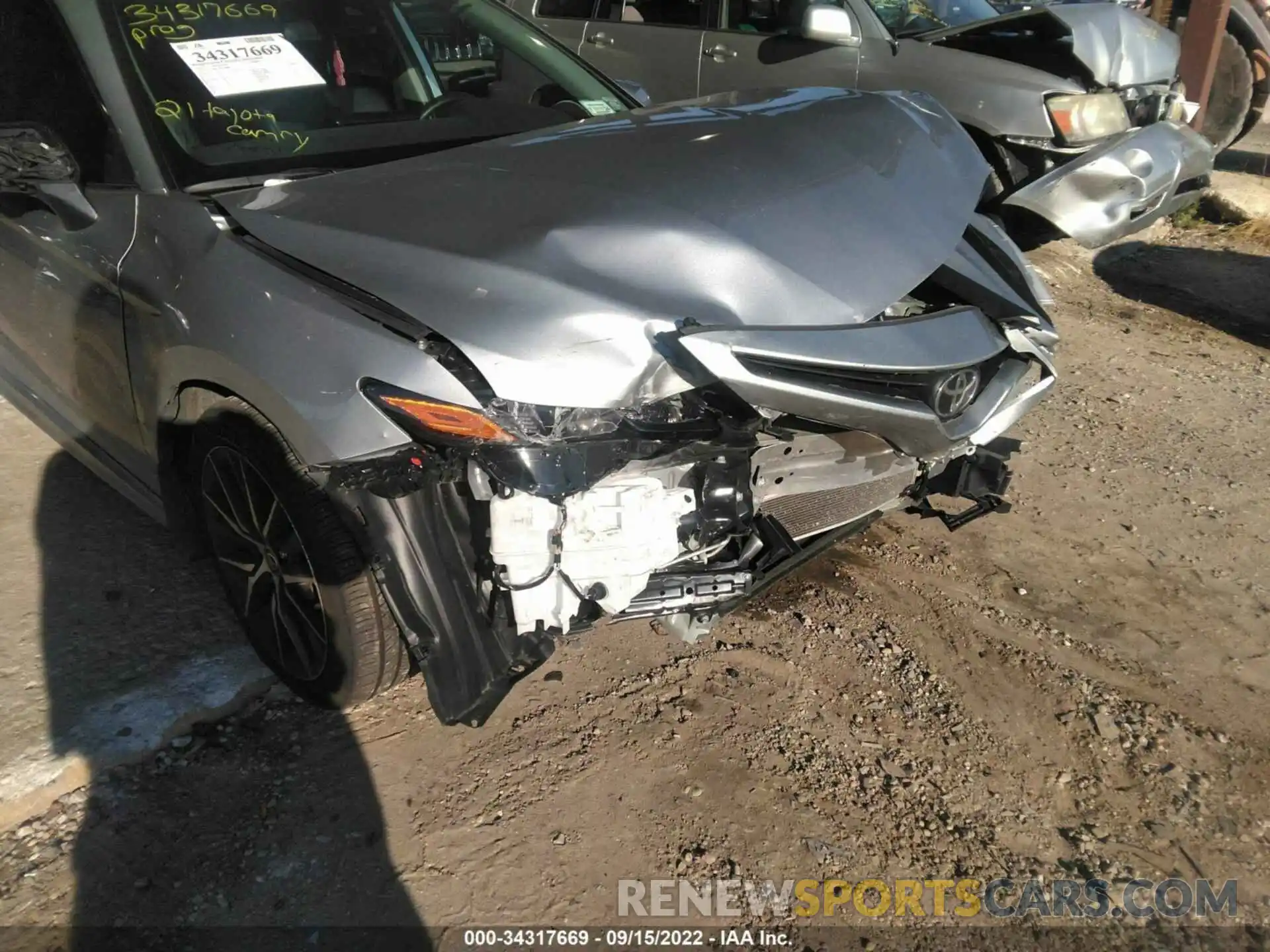 6 Photograph of a damaged car 4T1G11BK1MU038962 TOYOTA CAMRY 2021