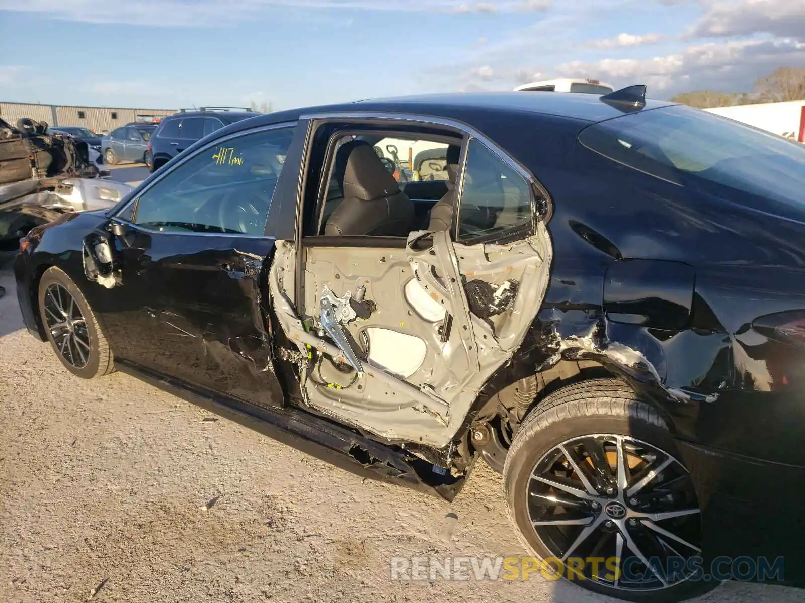 9 Photograph of a damaged car 4T1G11BK1MU040369 TOYOTA CAMRY 2021