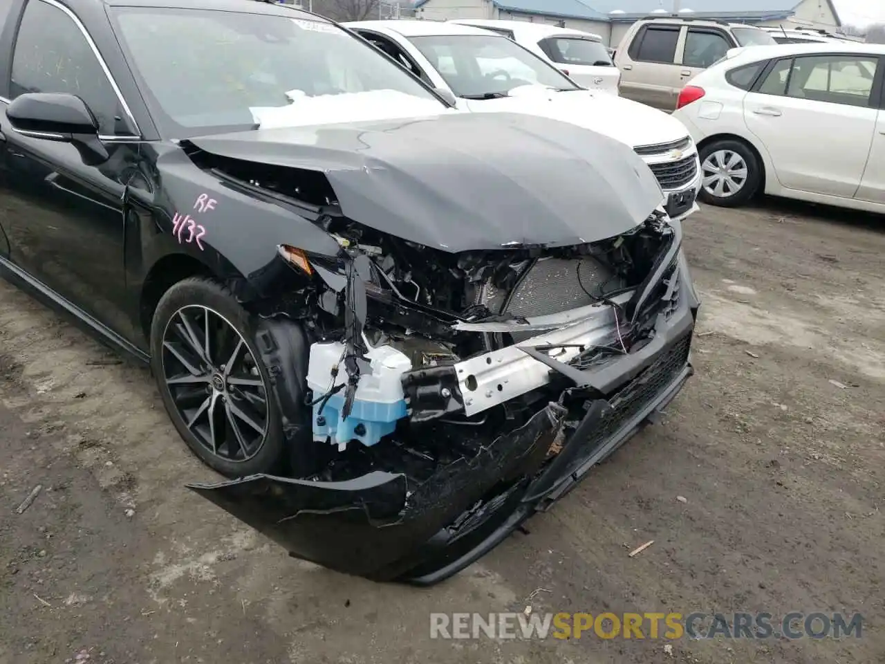 9 Photograph of a damaged car 4T1G11BK2MU030238 TOYOTA CAMRY 2021