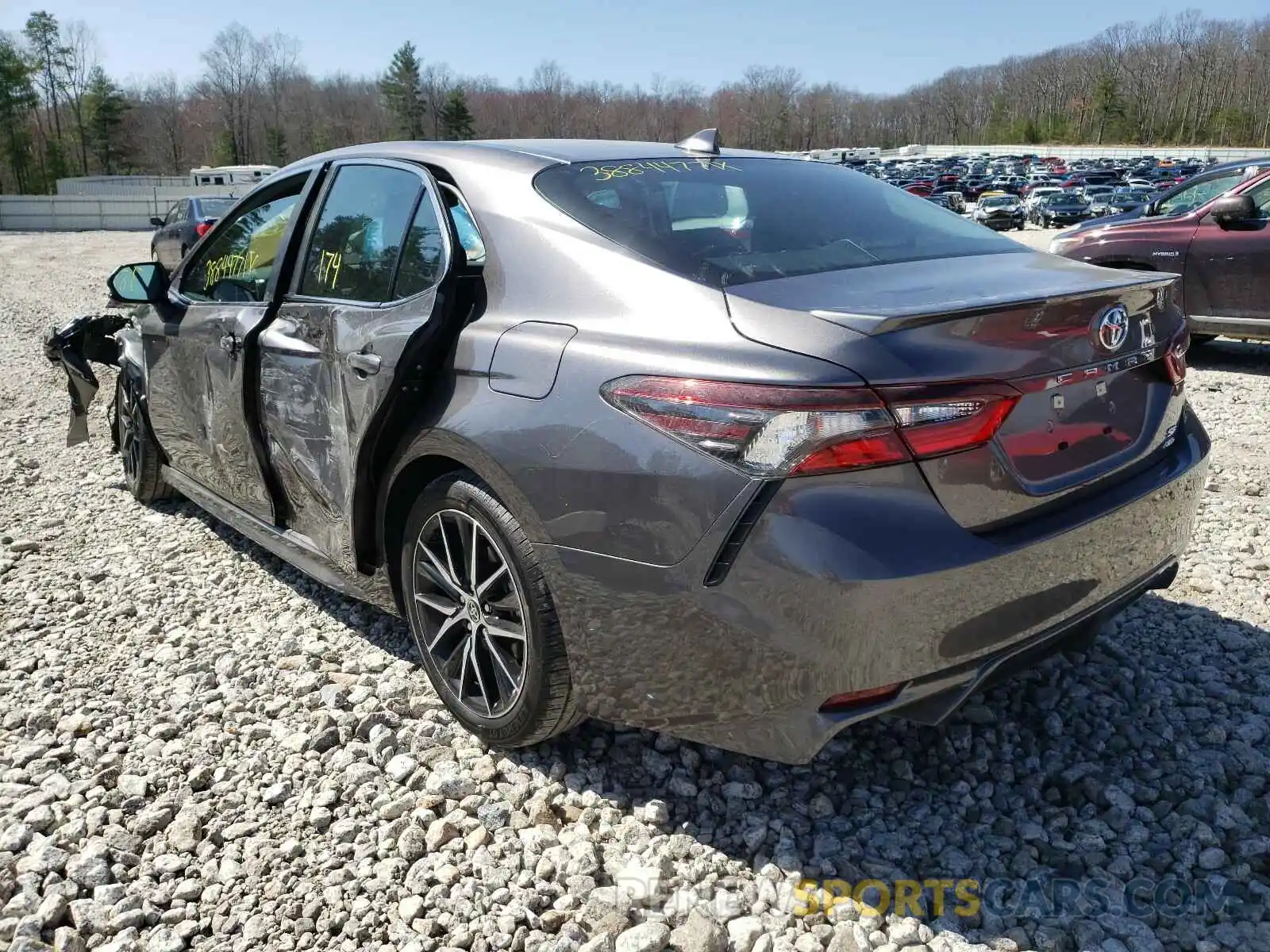 3 Photograph of a damaged car 4T1G11BK2MU031051 TOYOTA CAMRY 2021