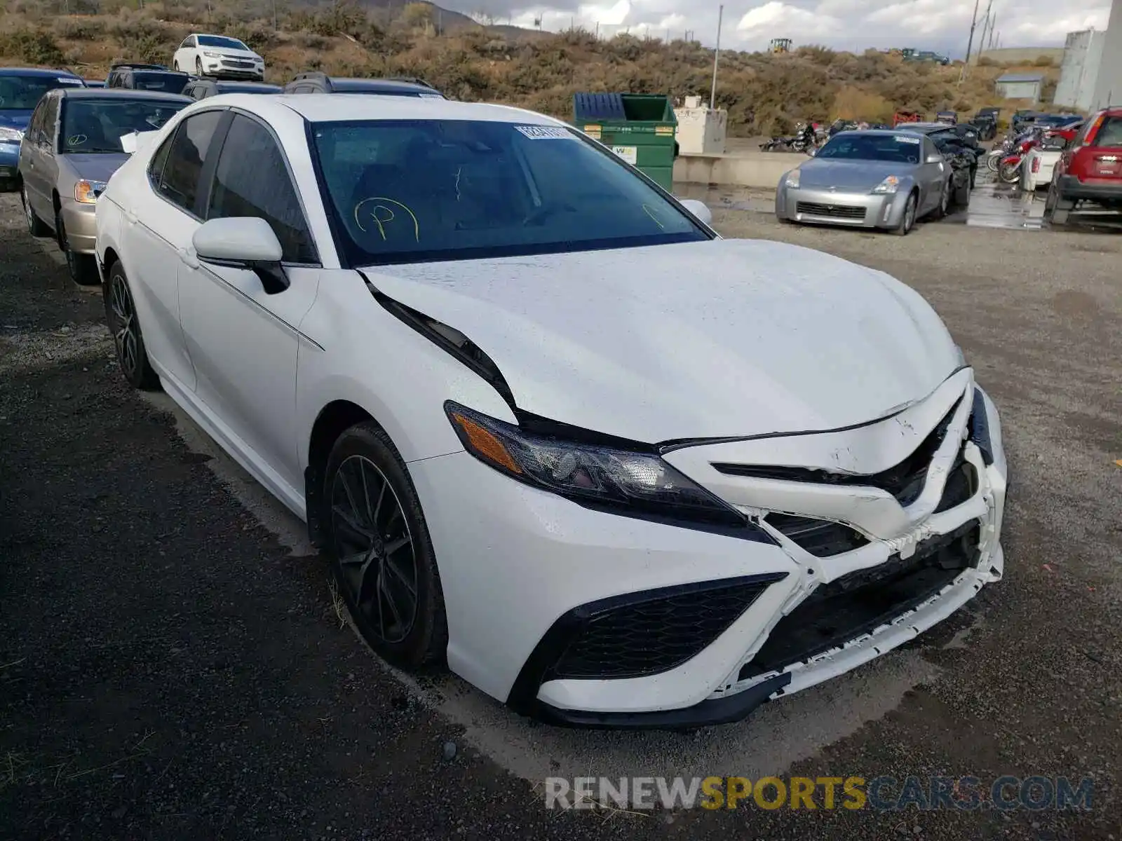 1 Photograph of a damaged car 4T1G11BK2MU032037 TOYOTA CAMRY 2021