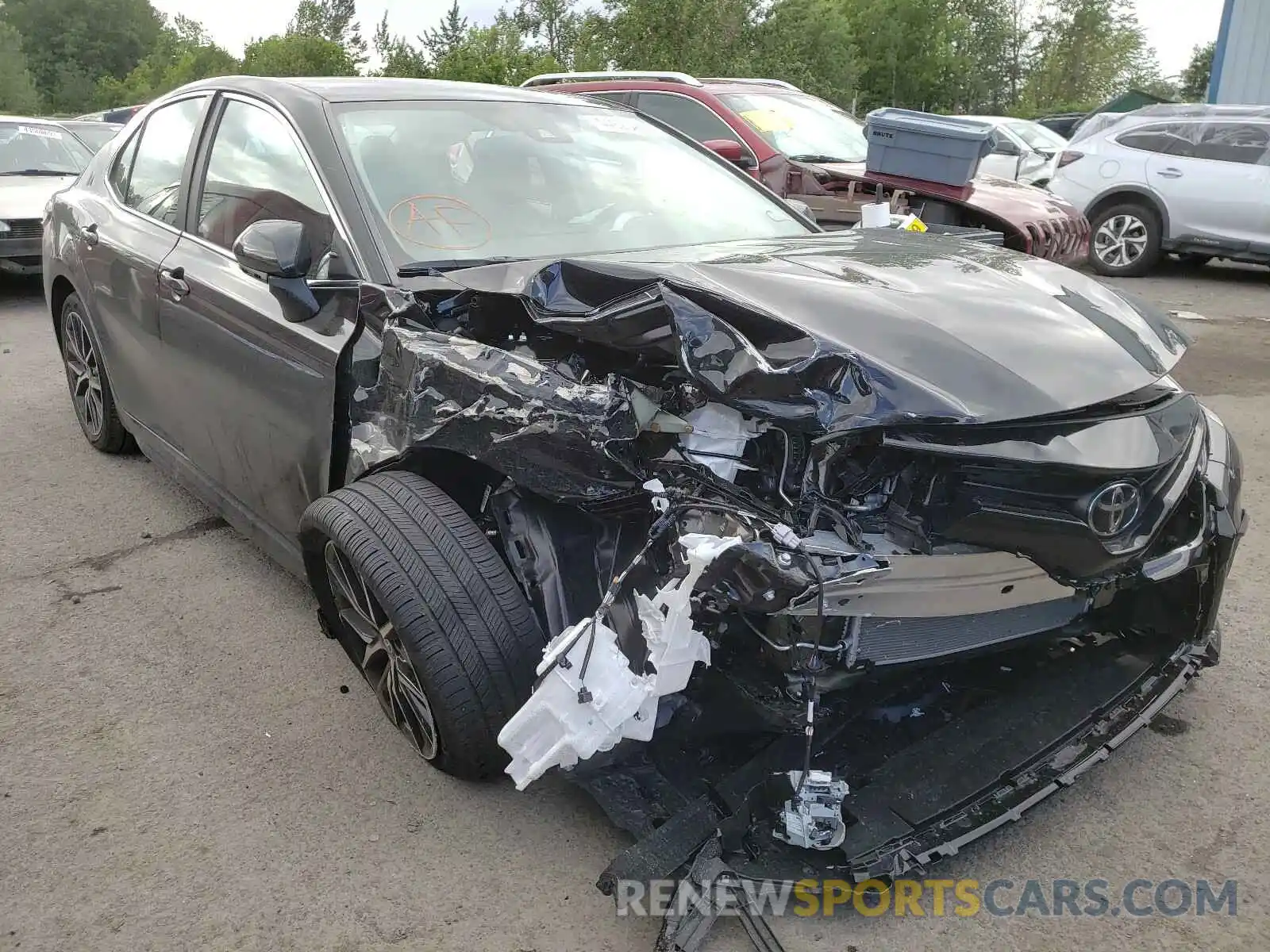 1 Photograph of a damaged car 4T1G11BK2MU033396 TOYOTA CAMRY 2021