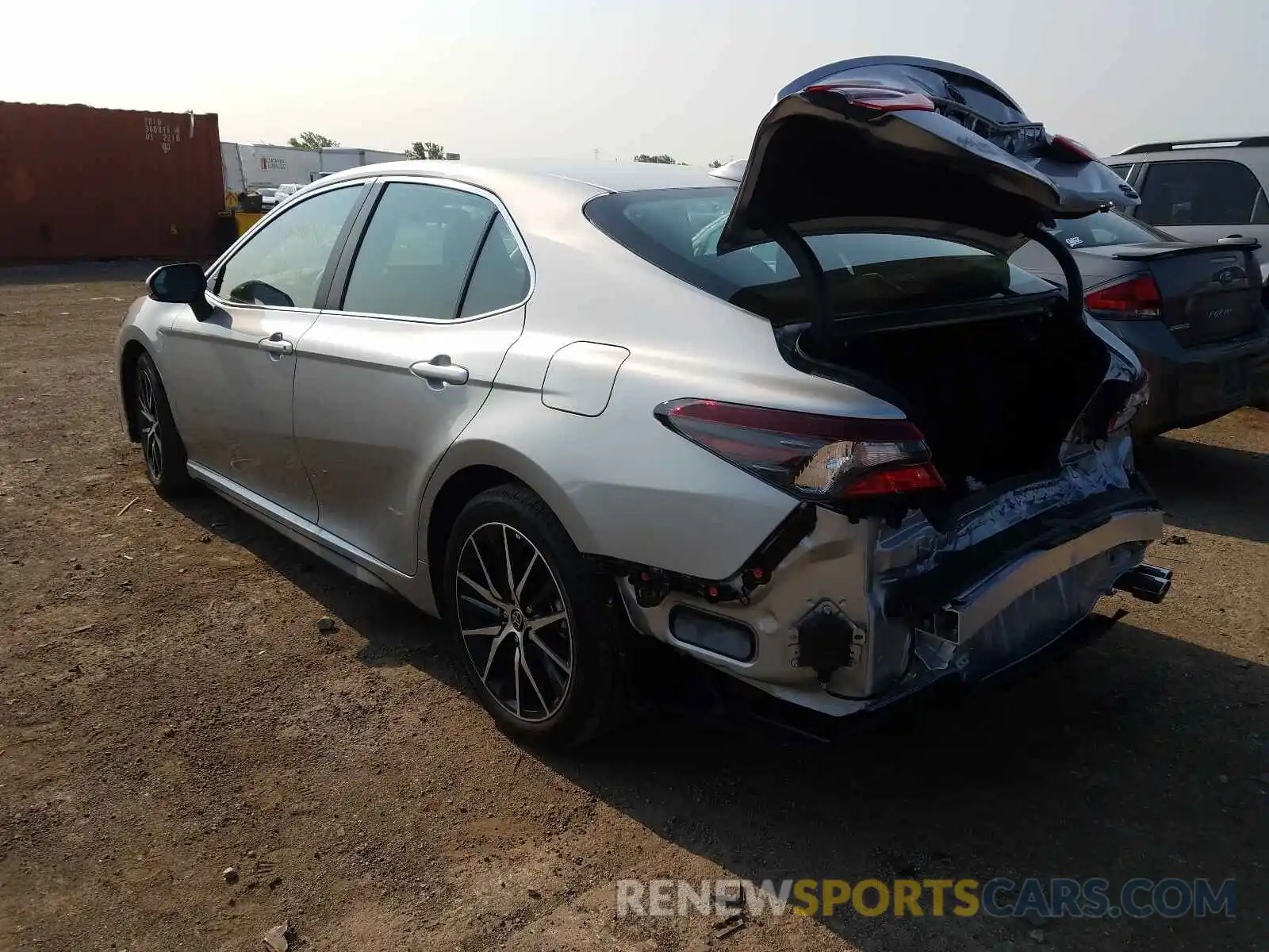 3 Photograph of a damaged car 4T1G11BK2MU039957 TOYOTA CAMRY 2021