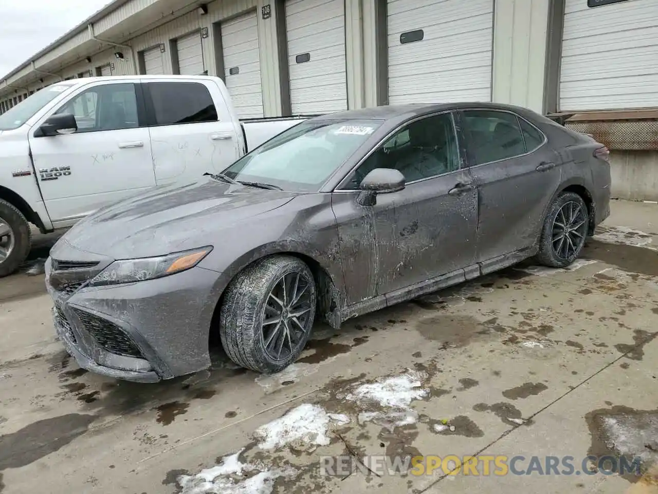 1 Photograph of a damaged car 4T1G11BK2MU045340 TOYOTA CAMRY 2021