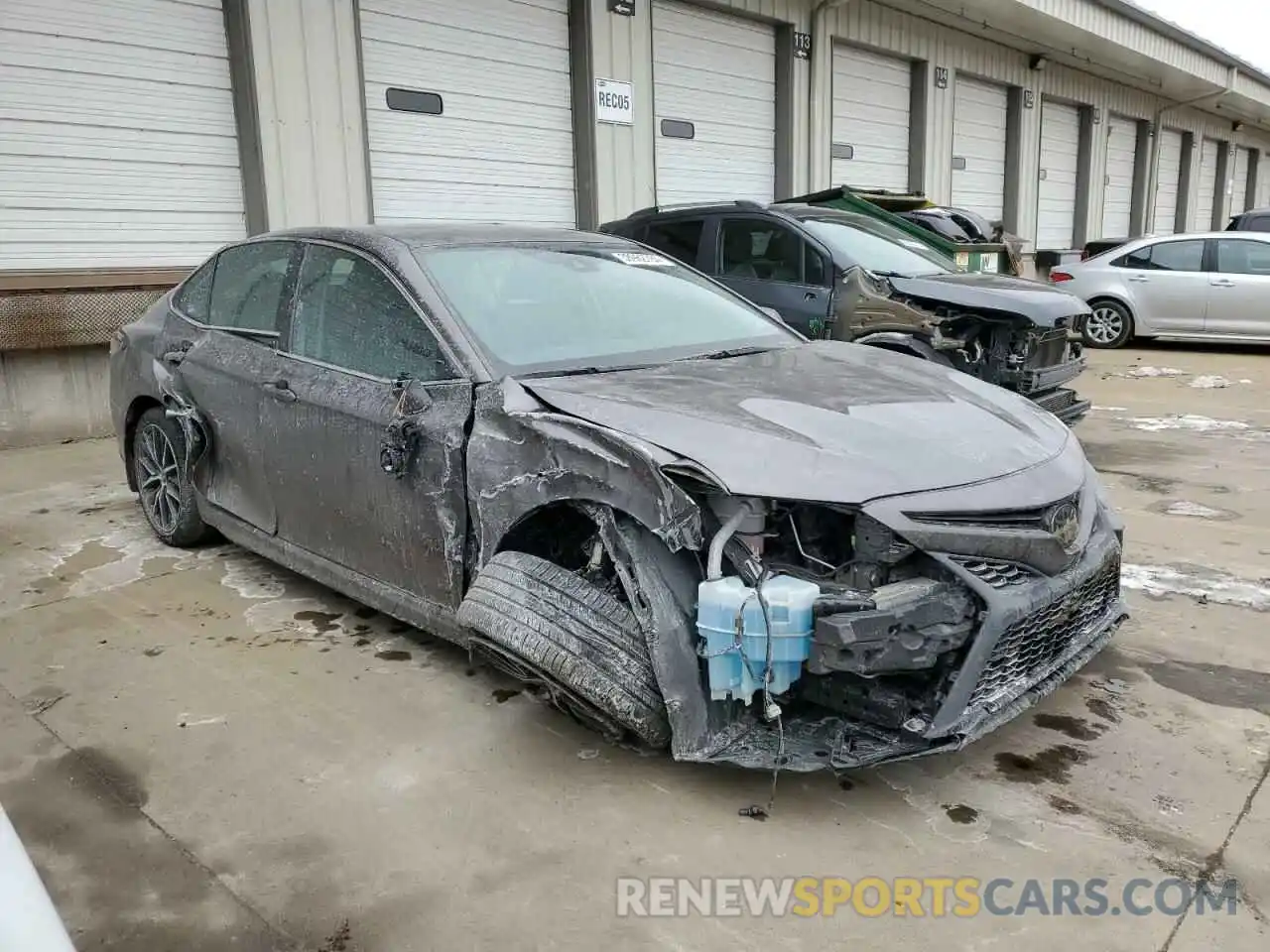 4 Photograph of a damaged car 4T1G11BK2MU045340 TOYOTA CAMRY 2021