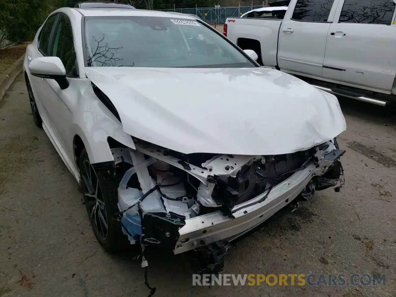 1 Photograph of a damaged car 4T1G11BK3MU026943 TOYOTA CAMRY 2021