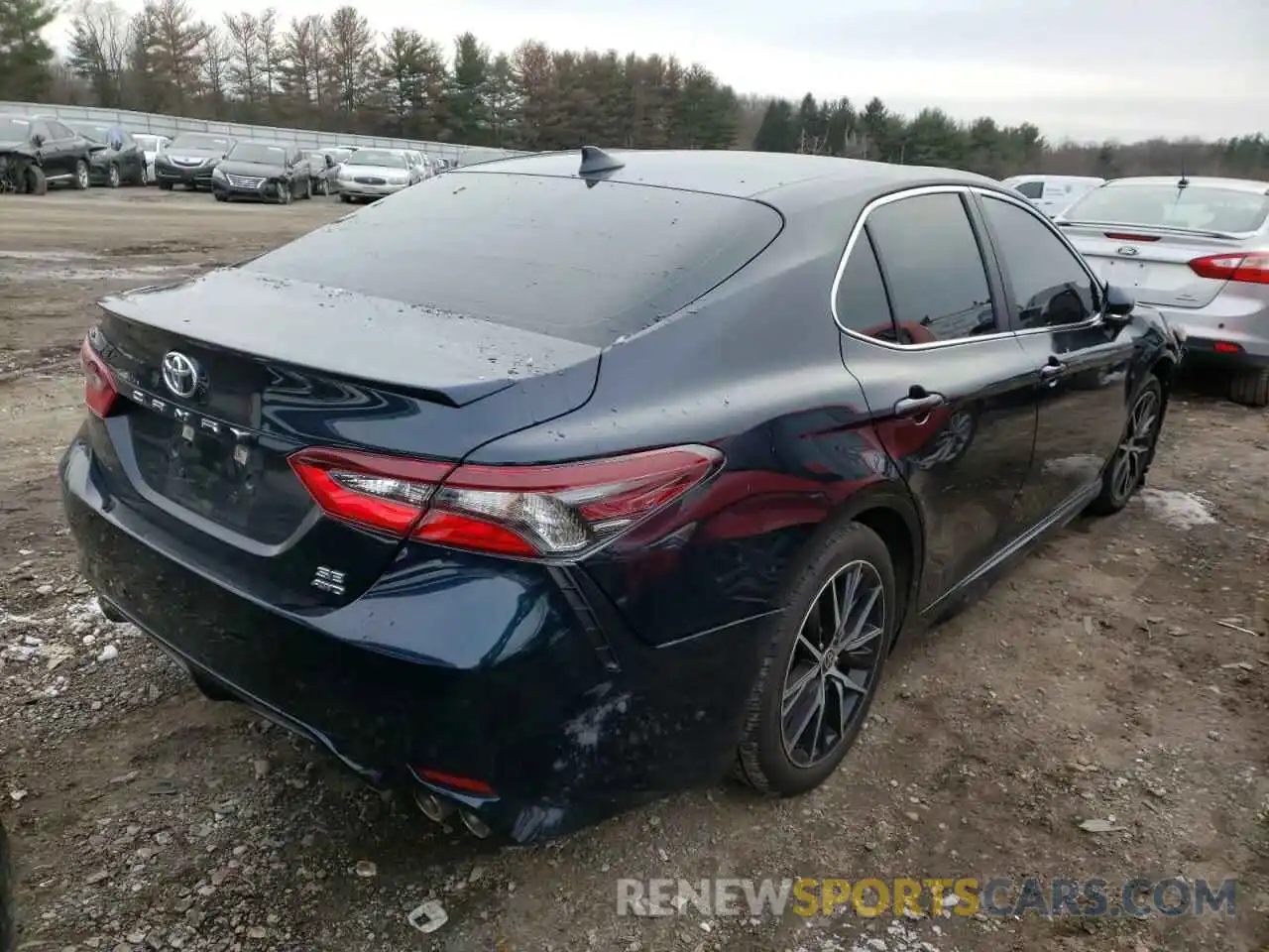 4 Photograph of a damaged car 4T1G11BK3MU030362 TOYOTA CAMRY 2021