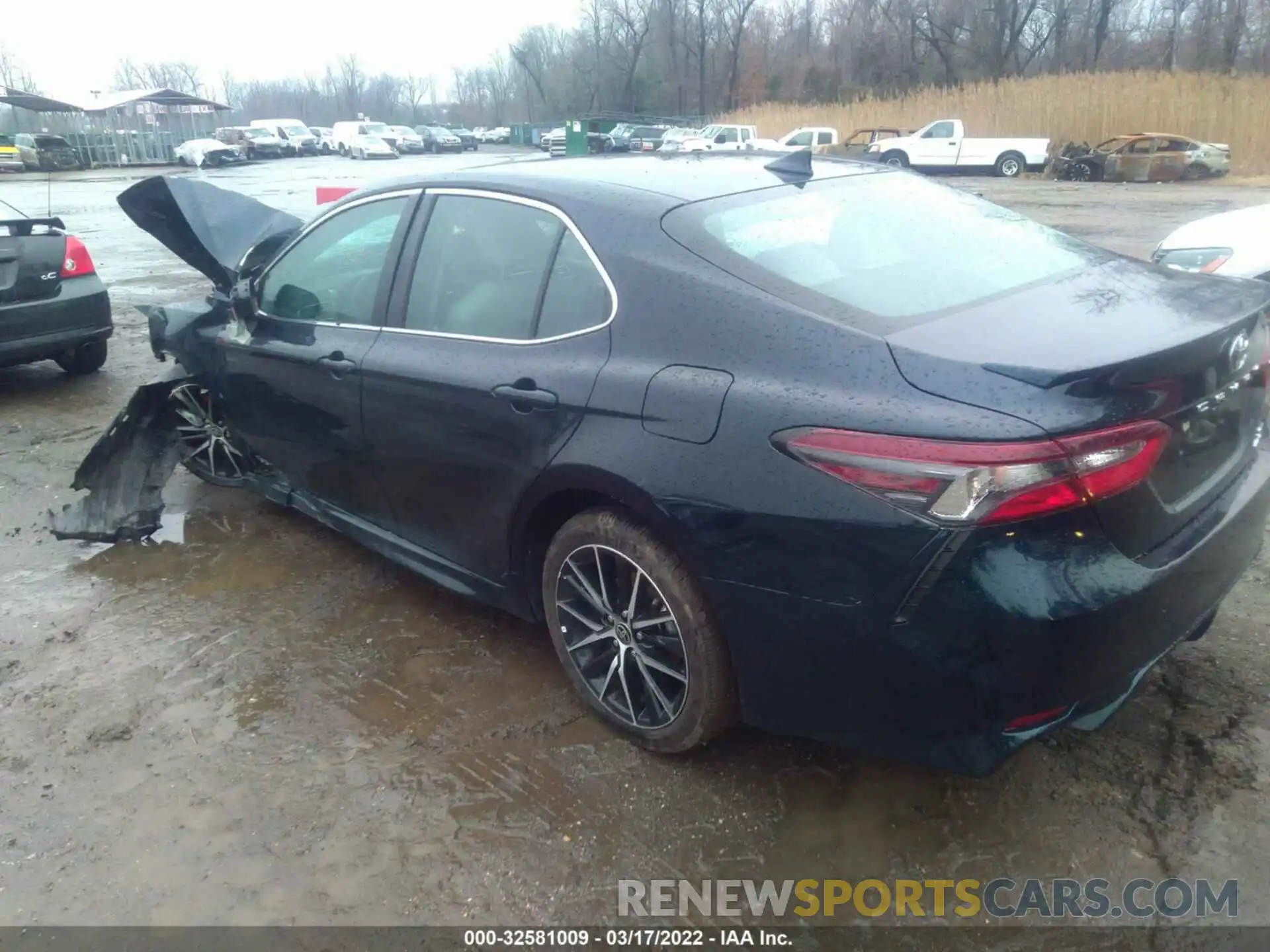 3 Photograph of a damaged car 4T1G11BK4MU039412 TOYOTA CAMRY 2021