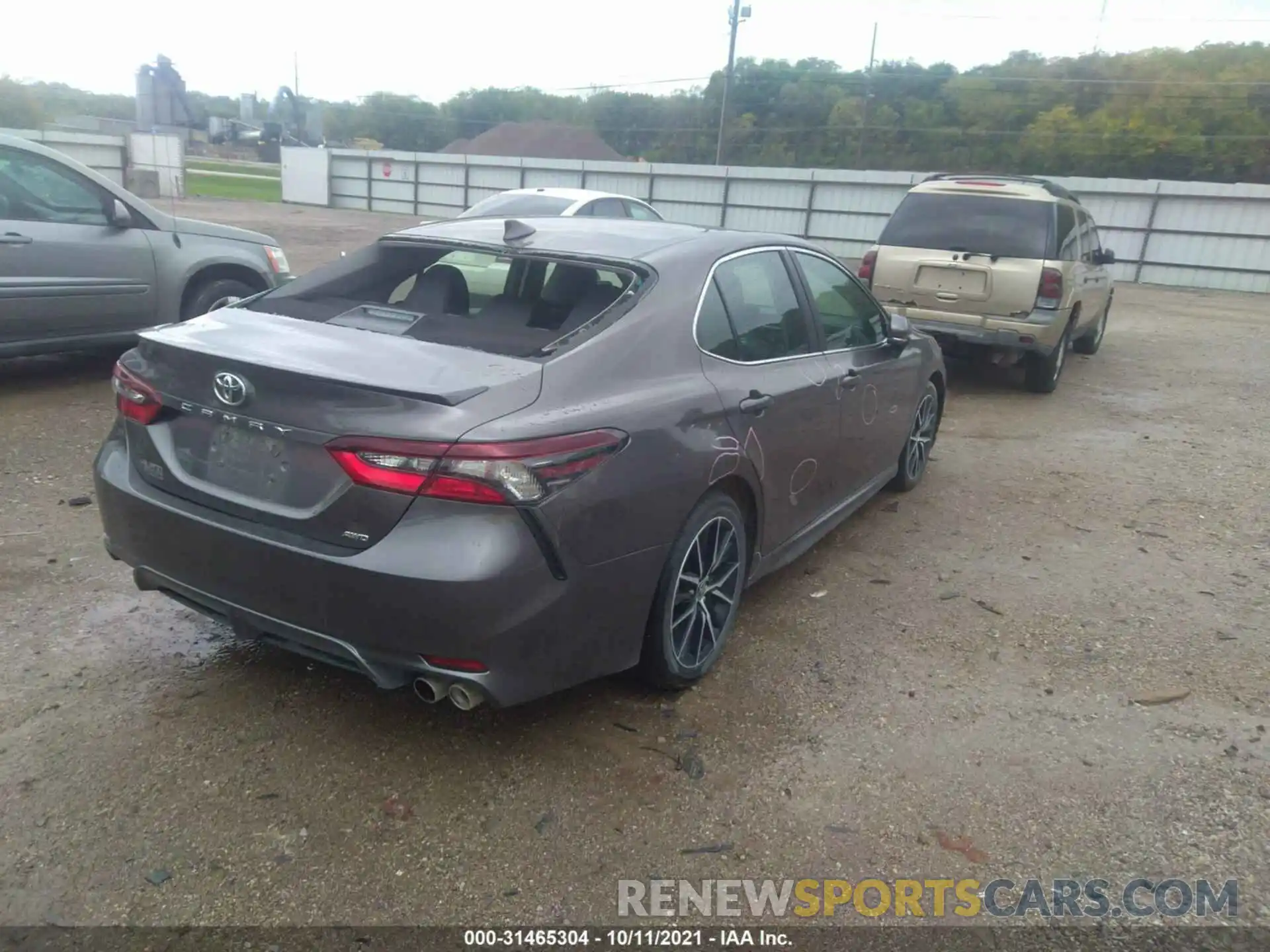 4 Photograph of a damaged car 4T1G11BK5MU022523 TOYOTA CAMRY 2021