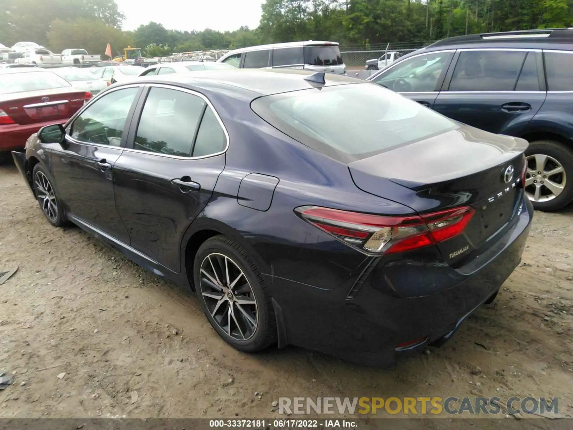 3 Photograph of a damaged car 4T1G11BK5MU047311 TOYOTA CAMRY 2021