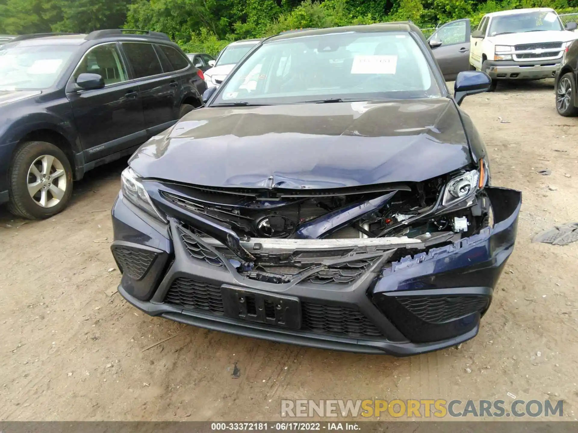 6 Photograph of a damaged car 4T1G11BK5MU047311 TOYOTA CAMRY 2021