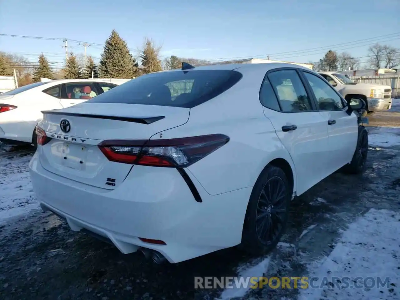 4 Photograph of a damaged car 4T1G11BK6MU023146 TOYOTA CAMRY 2021