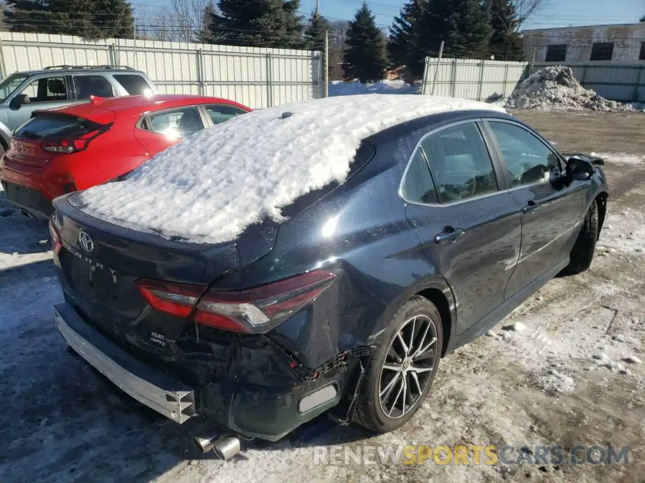 4 Photograph of a damaged car 4T1G11BK6MU044384 TOYOTA CAMRY 2021