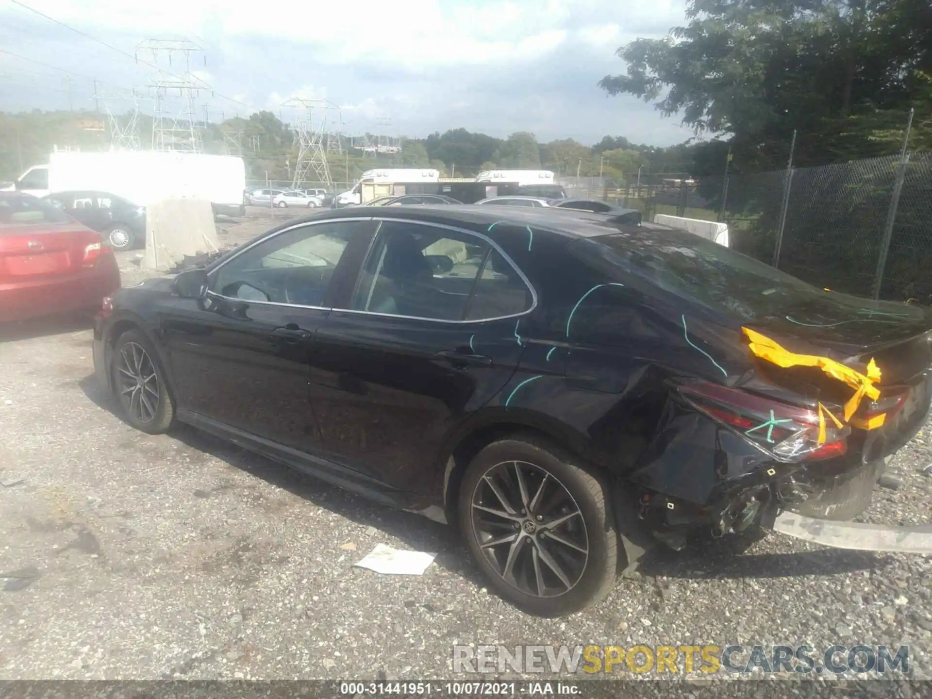 3 Photograph of a damaged car 4T1G11BK7MU020983 TOYOTA CAMRY 2021