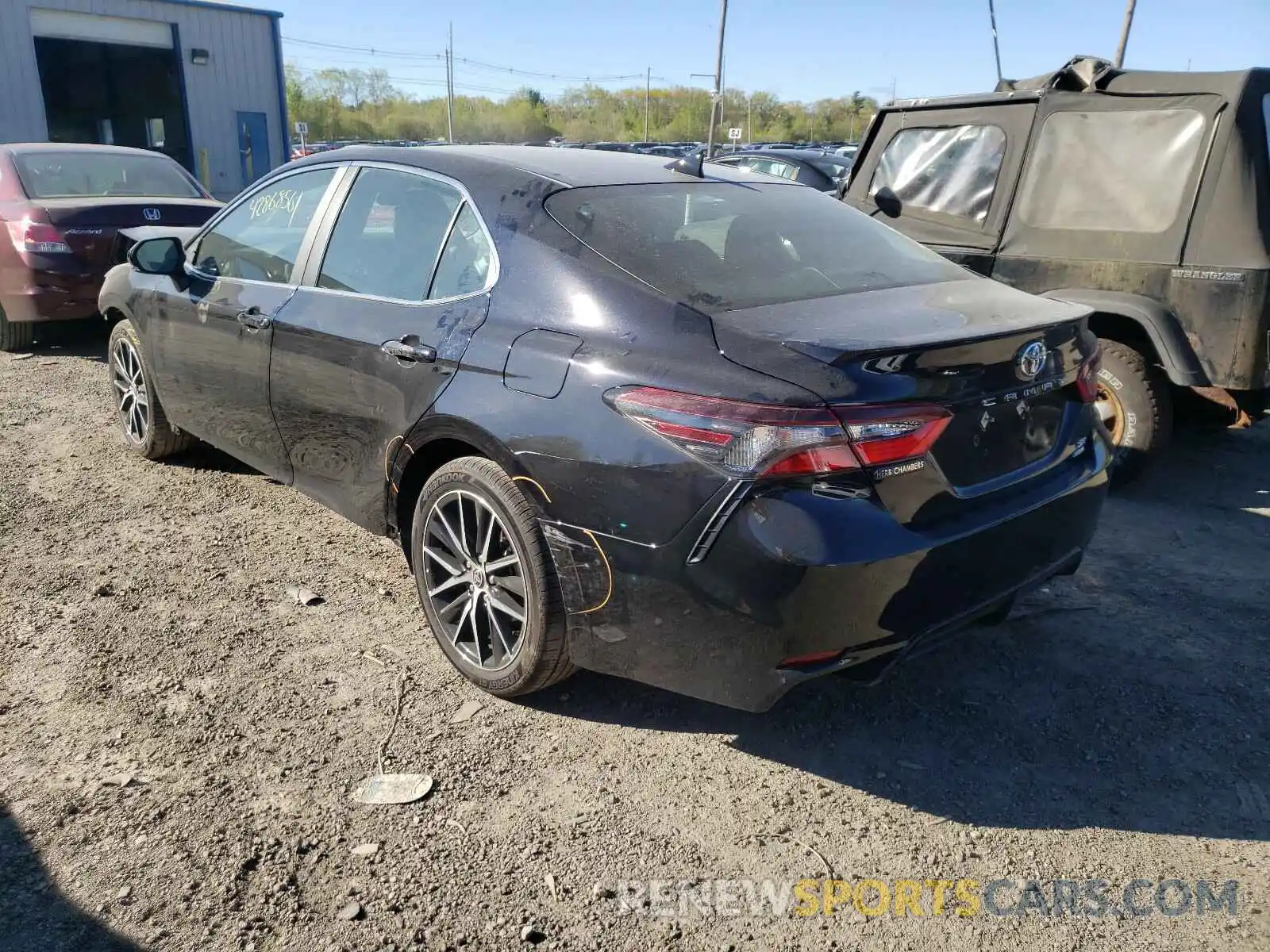 3 Фотография поврежденного автомобиля 4T1G11BK7MU030526 TOYOTA CAMRY 2021