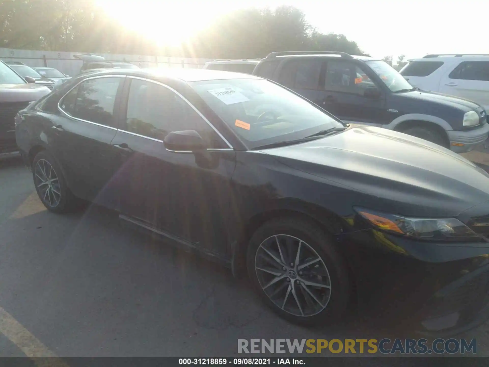 1 Photograph of a damaged car 4T1G11BK7MU034477 TOYOTA CAMRY 2021