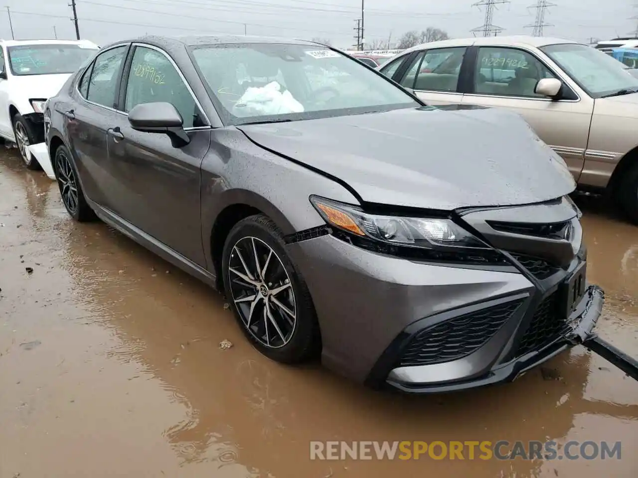 1 Photograph of a damaged car 4T1G11BK7MU037170 TOYOTA CAMRY 2021