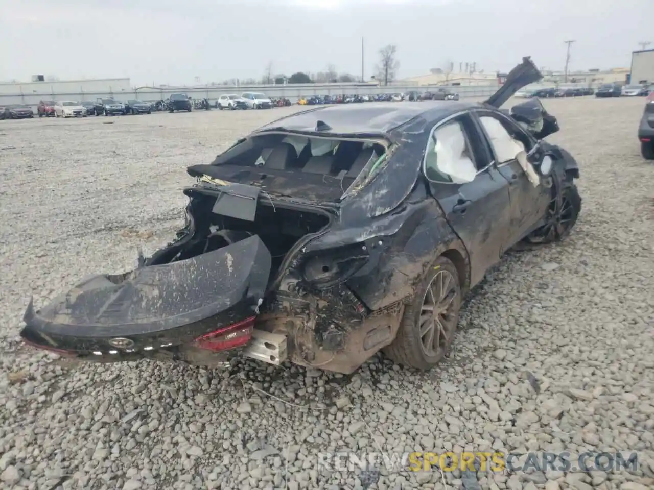 4 Фотография поврежденного автомобиля 4T1G11BK7MU039808 TOYOTA CAMRY 2021