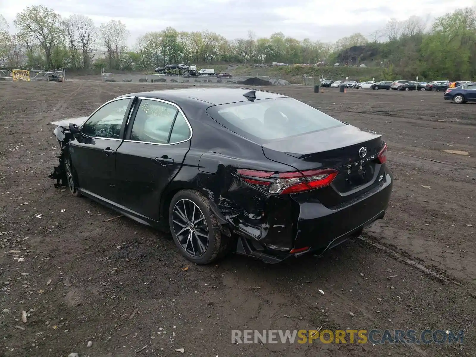 3 Photograph of a damaged car 4T1G11BK8MU027716 TOYOTA CAMRY 2021