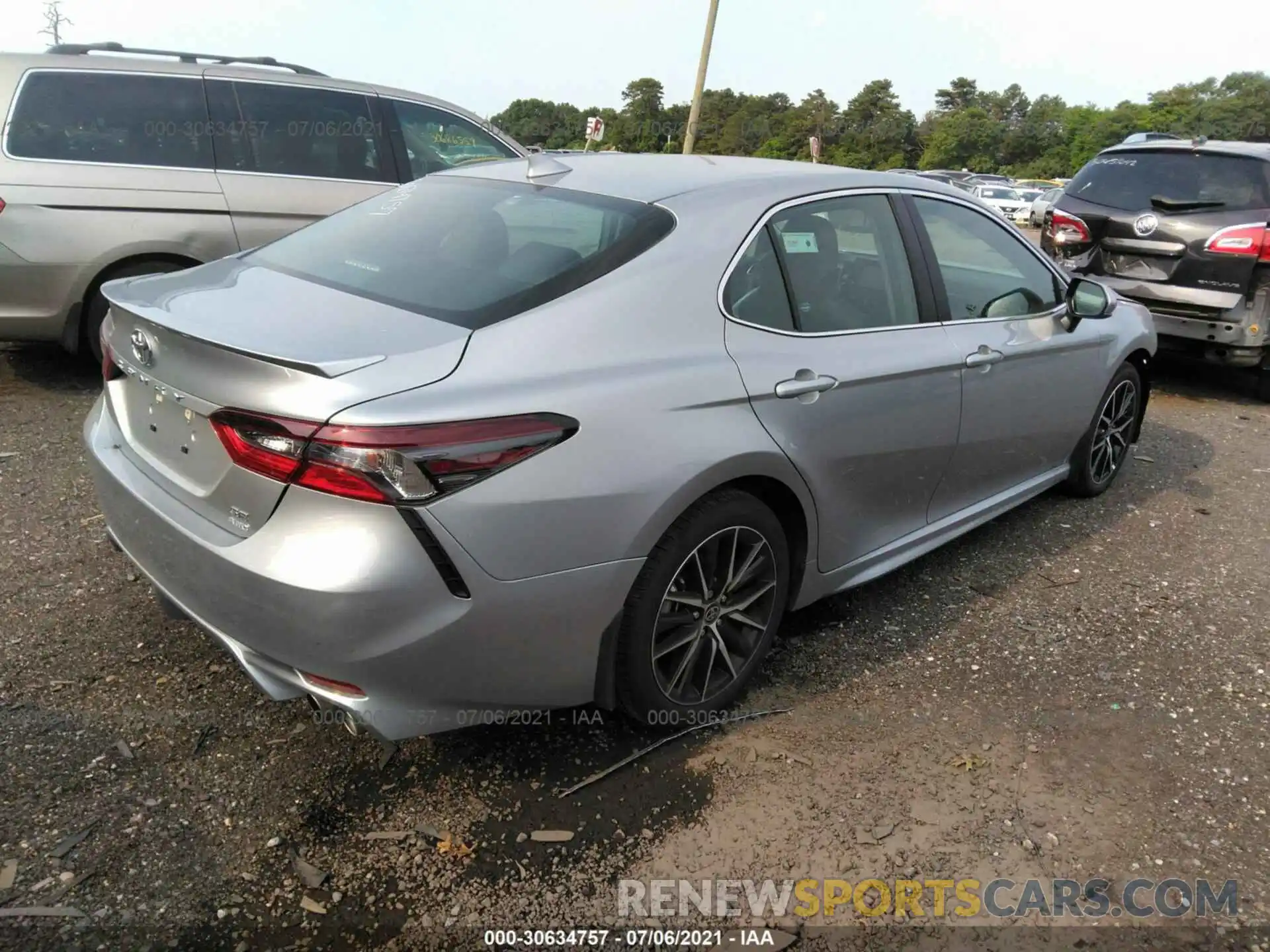 4 Photograph of a damaged car 4T1G11BK8MU028042 TOYOTA CAMRY 2021