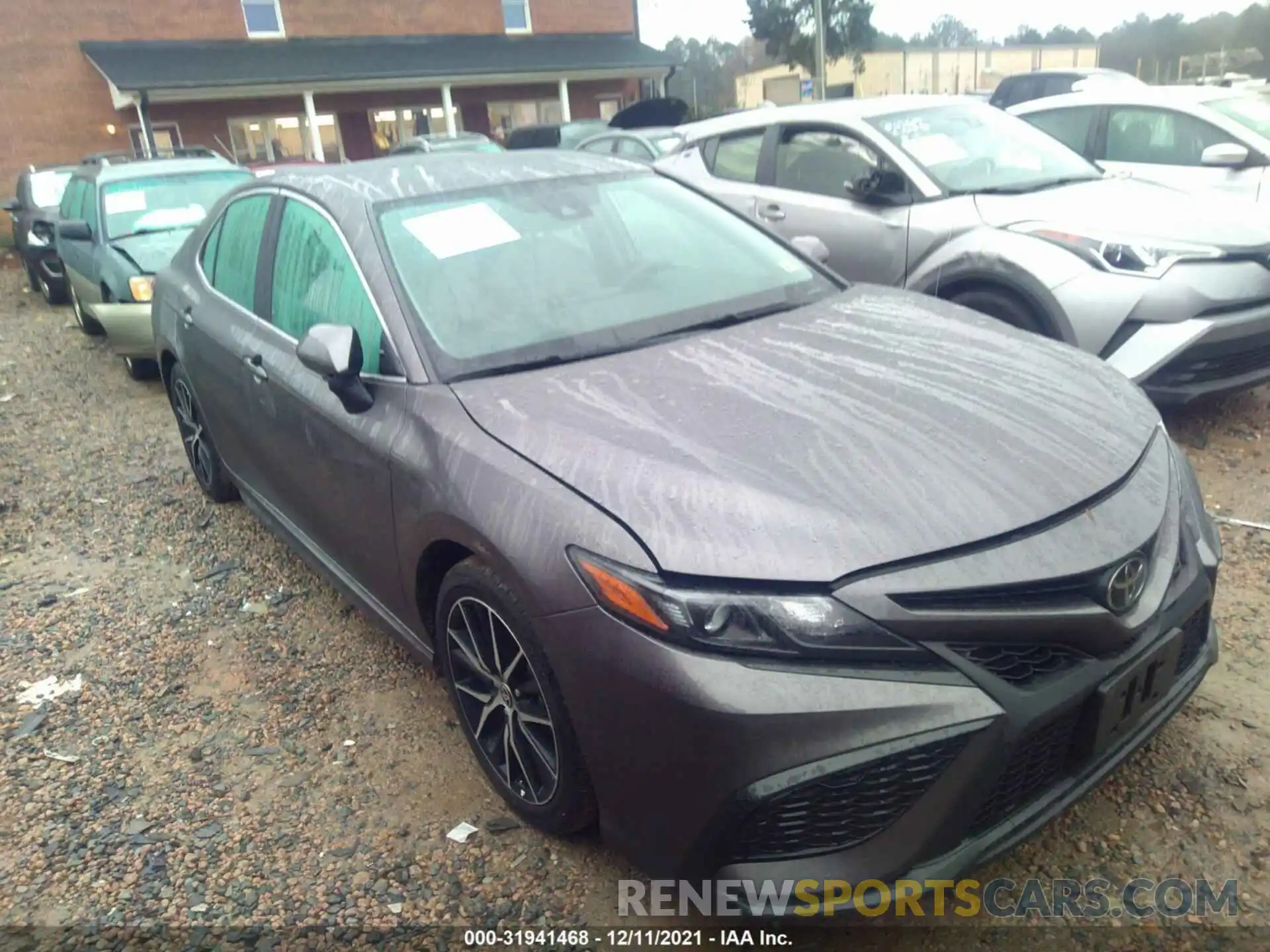 1 Photograph of a damaged car 4T1G11BK8MU031085 TOYOTA CAMRY 2021