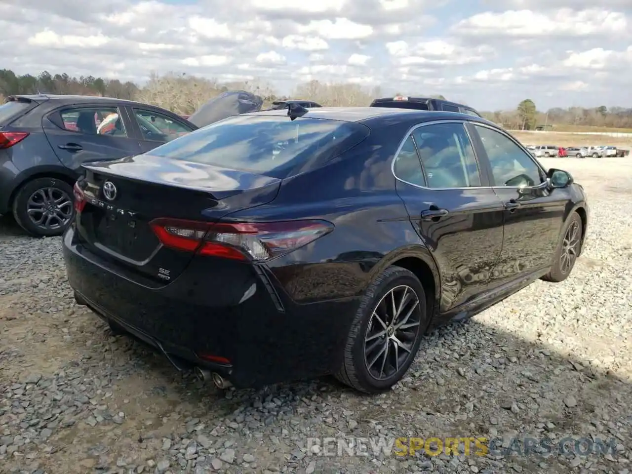 4 Photograph of a damaged car 4T1G11BK9MU044931 TOYOTA CAMRY 2021