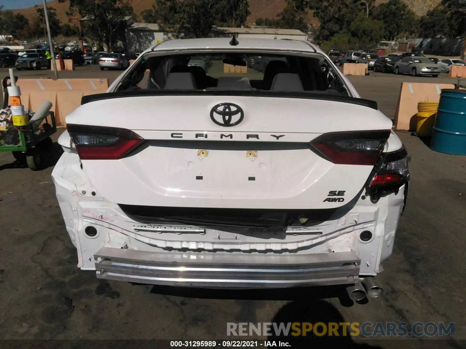 6 Photograph of a damaged car 4T1G11BKXMU022470 TOYOTA CAMRY 2021