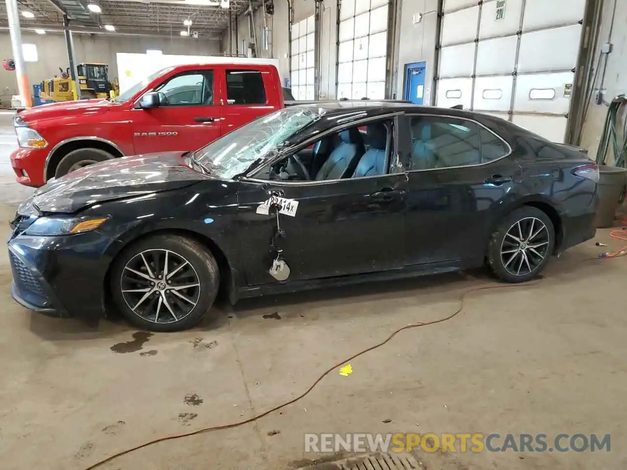 1 Photograph of a damaged car 4T1G11BKXMU026860 TOYOTA CAMRY 2021