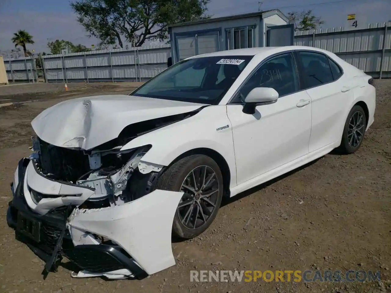 2 Photograph of a damaged car 4T1G31AK0MU026460 TOYOTA CAMRY 2021