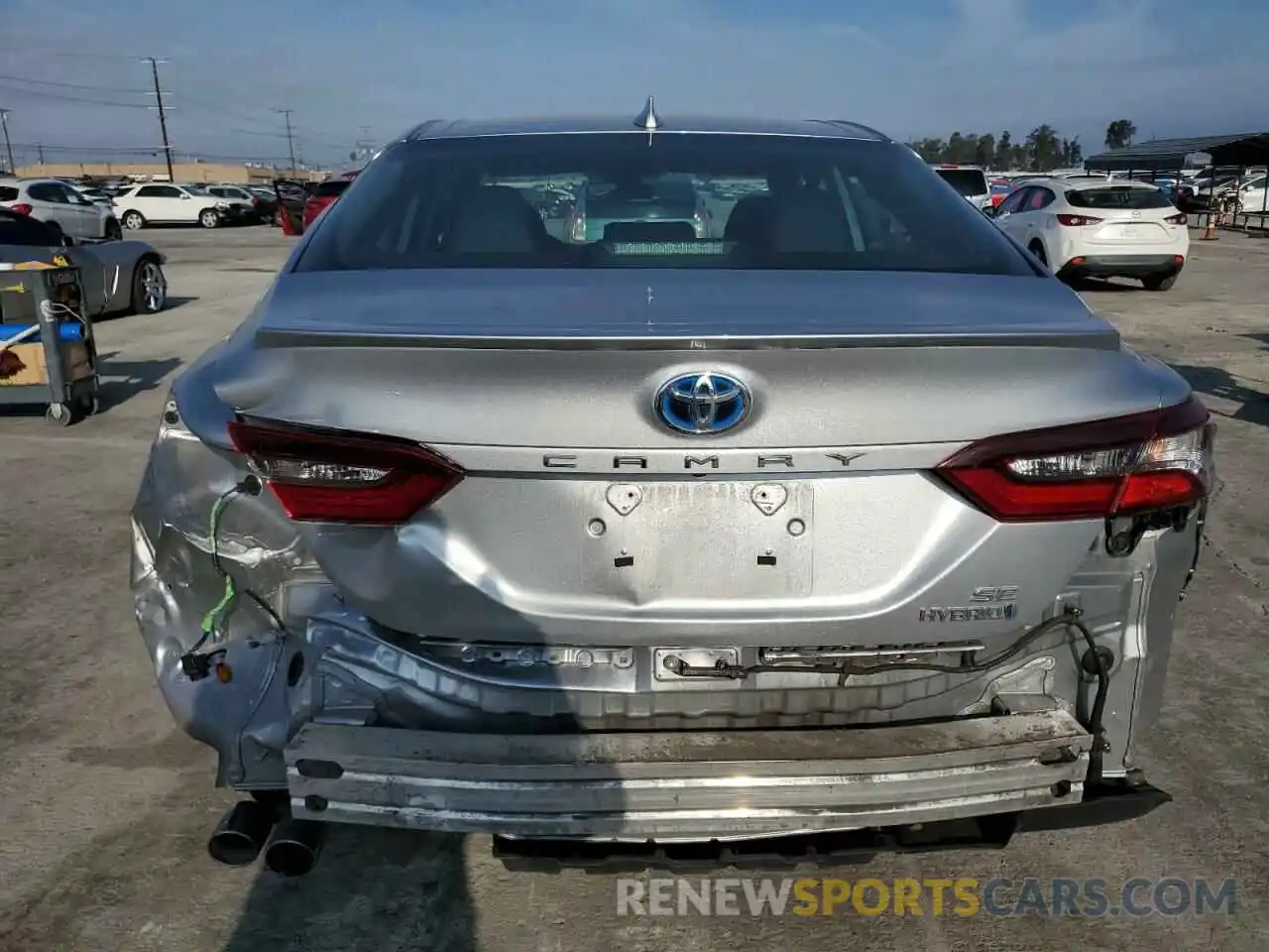 6 Photograph of a damaged car 4T1G31AK0MU562602 TOYOTA CAMRY 2021