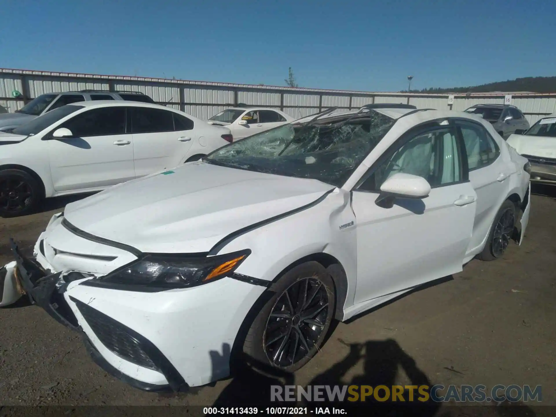 2 Photograph of a damaged car 4T1G31AK1MU021817 TOYOTA CAMRY 2021