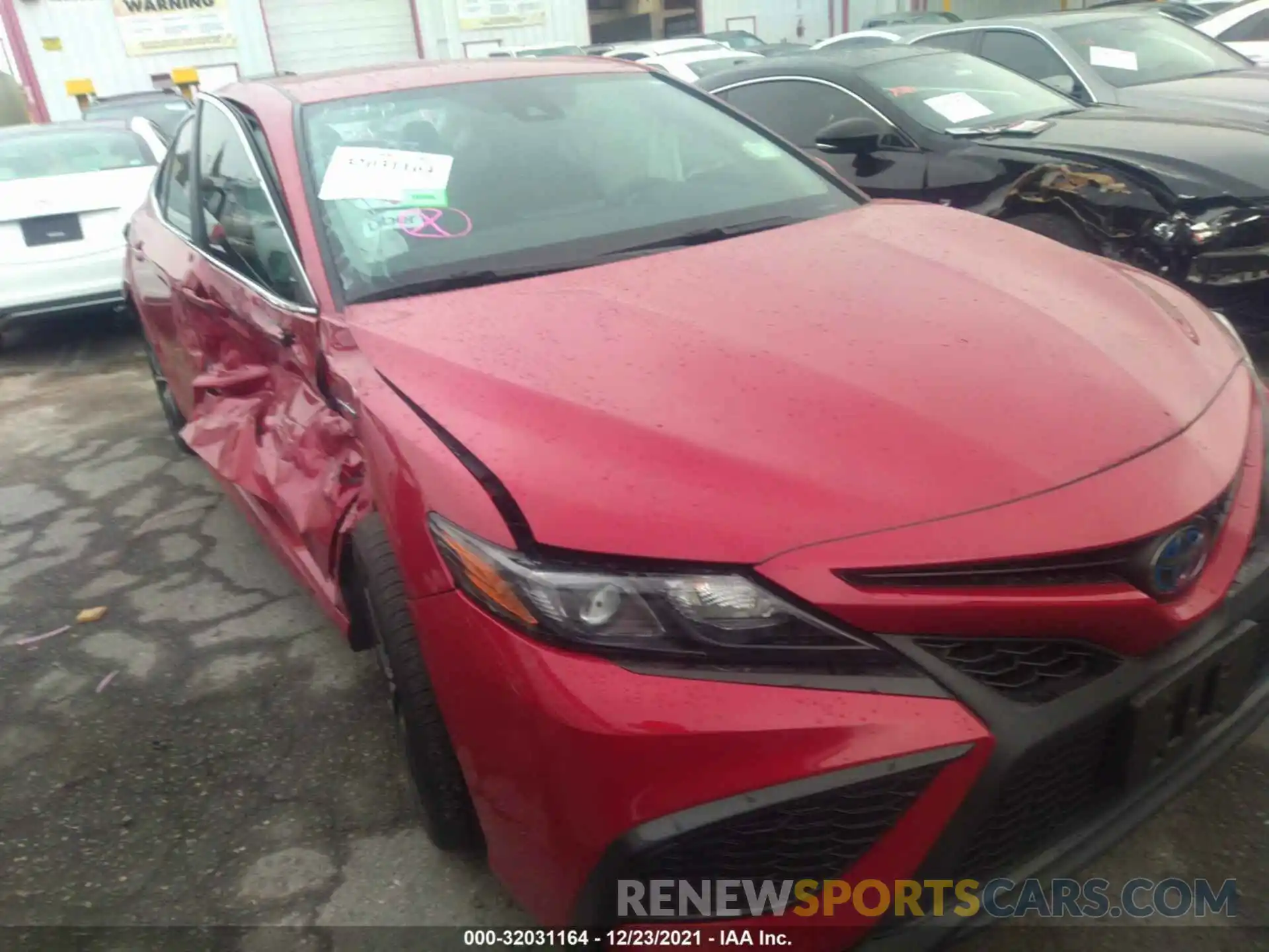 1 Photograph of a damaged car 4T1G31AK2MU025763 TOYOTA CAMRY 2021