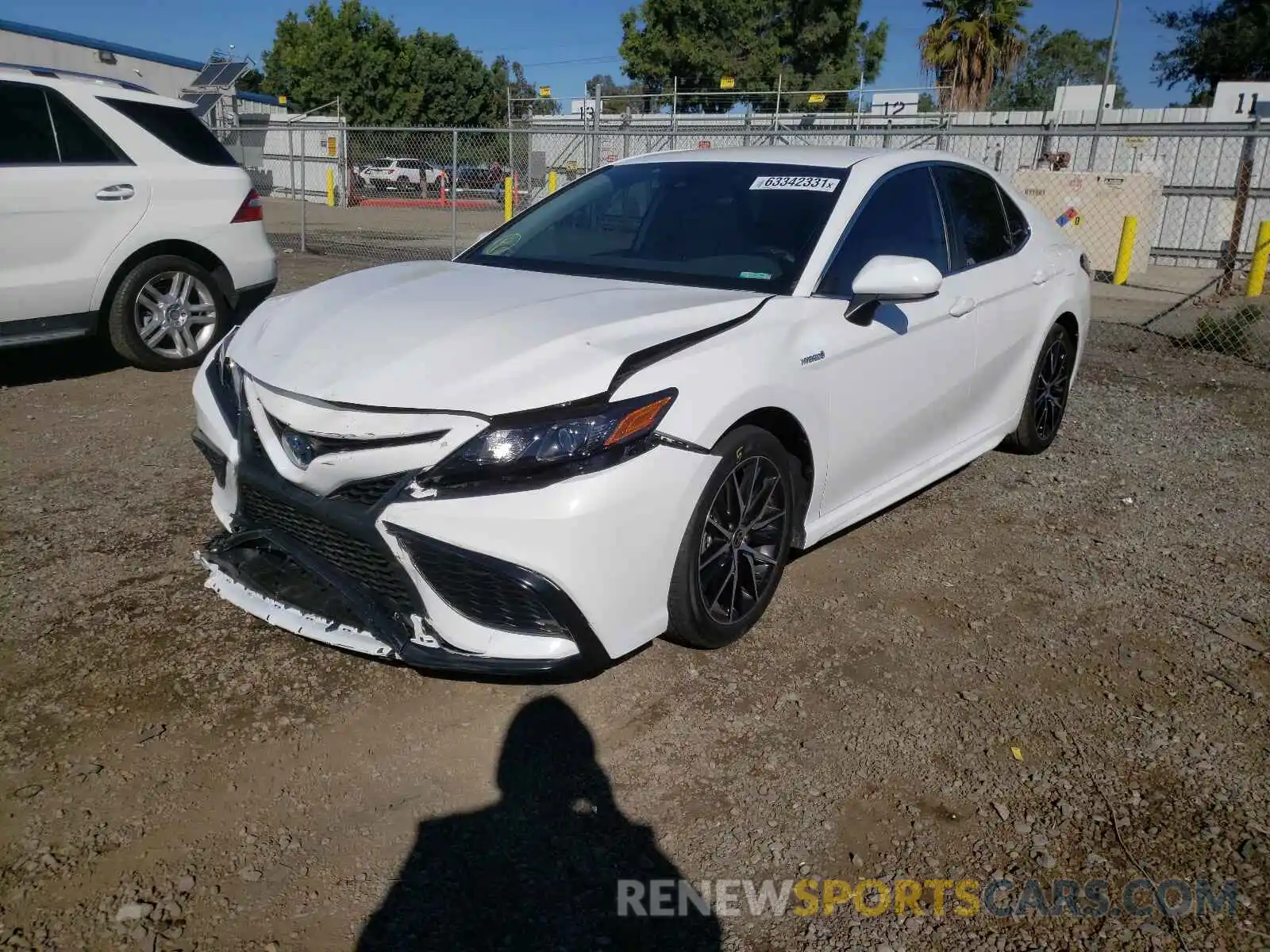 2 Photograph of a damaged car 4T1G31AK2MU029070 TOYOTA CAMRY 2021