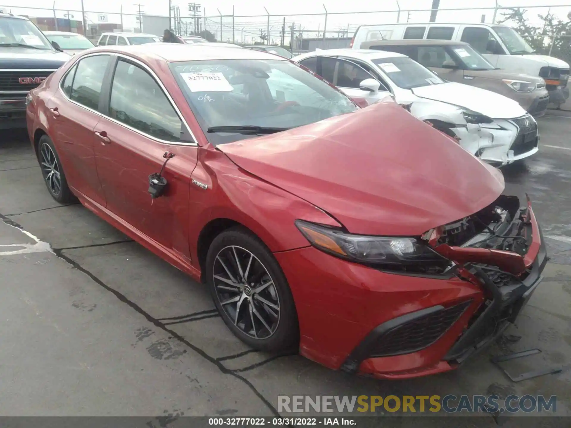 1 Photograph of a damaged car 4T1G31AK2MU030333 TOYOTA CAMRY 2021