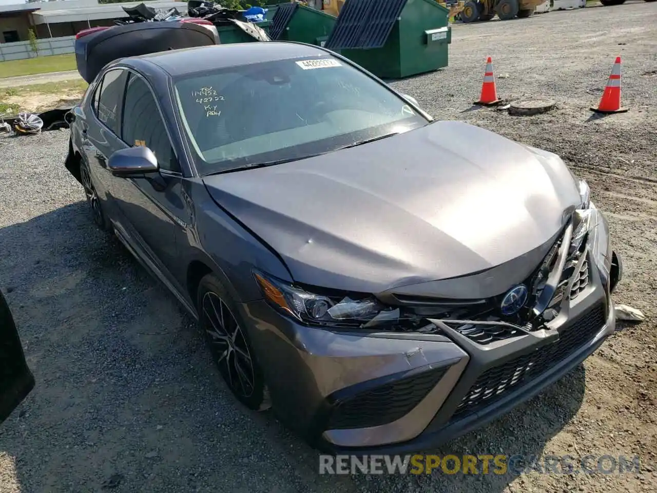 1 Photograph of a damaged car 4T1G31AK2MU558048 TOYOTA CAMRY 2021