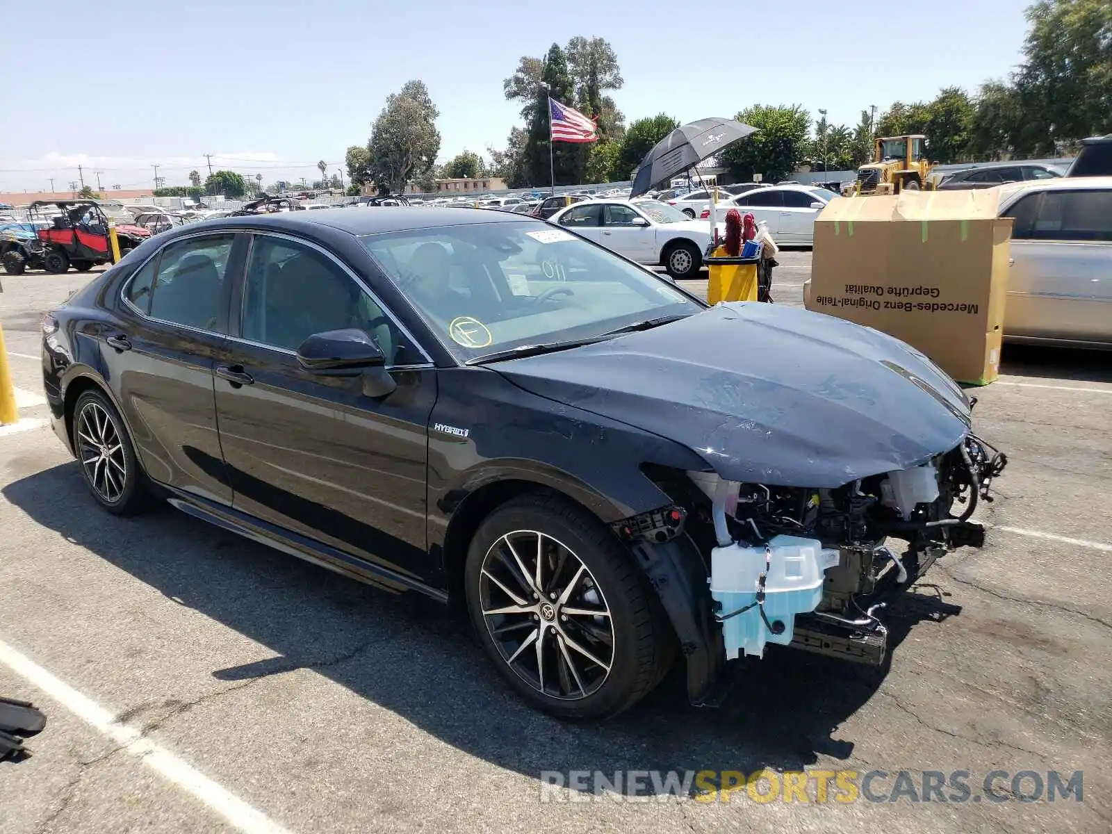 1 Photograph of a damaged car 4T1G31AK2MU566232 TOYOTA CAMRY 2021