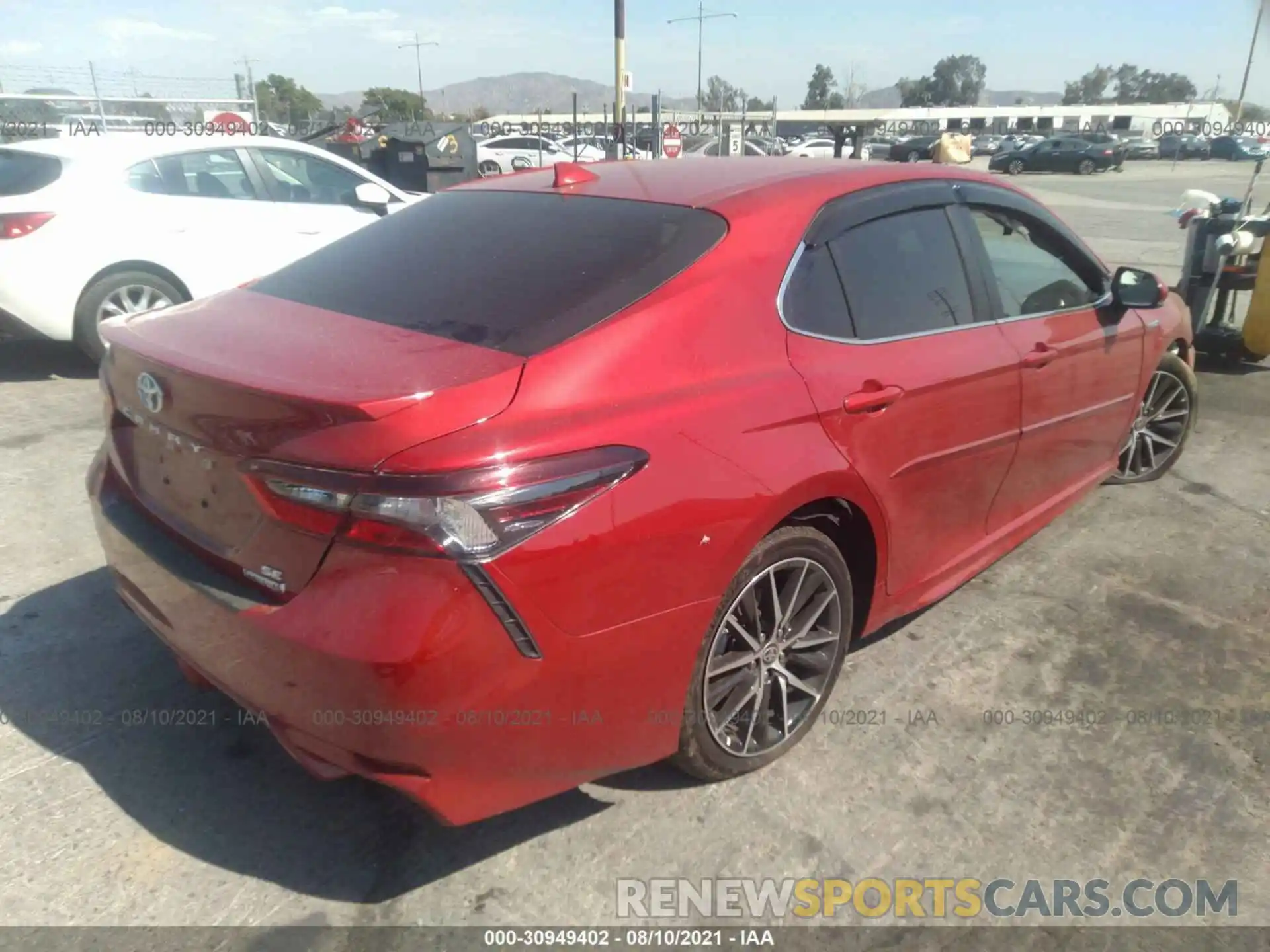 4 Photograph of a damaged car 4T1G31AK5MU020234 TOYOTA CAMRY 2021