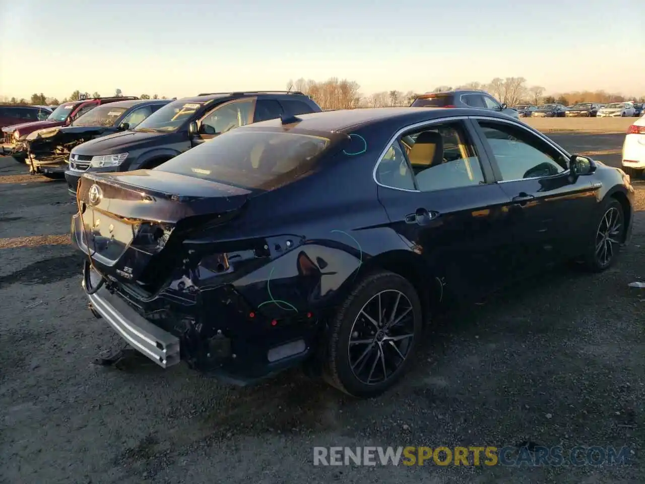 4 Photograph of a damaged car 4T1G31AK5MU029516 TOYOTA CAMRY 2021