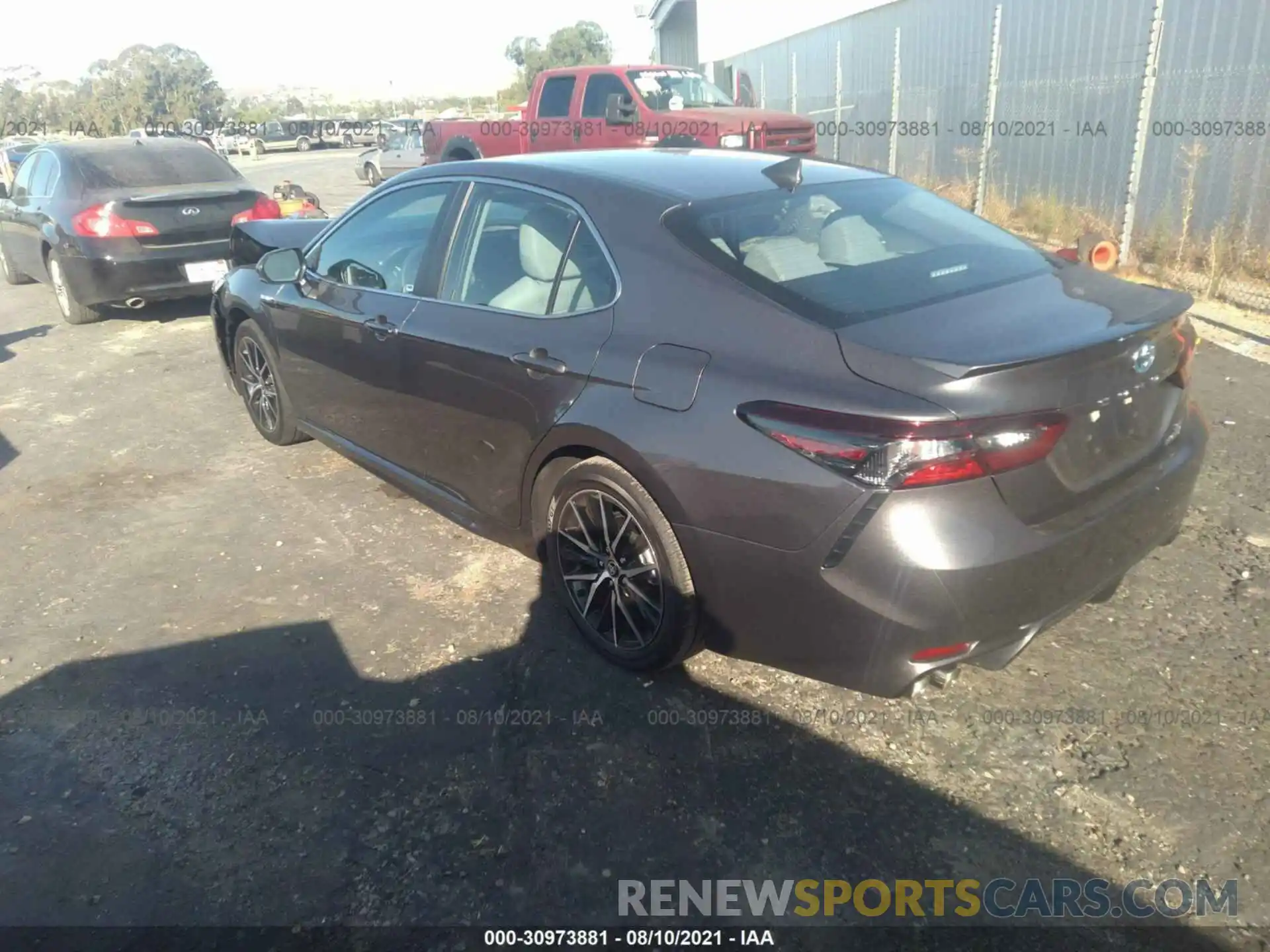 3 Photograph of a damaged car 4T1G31AK6MU028391 TOYOTA CAMRY 2021