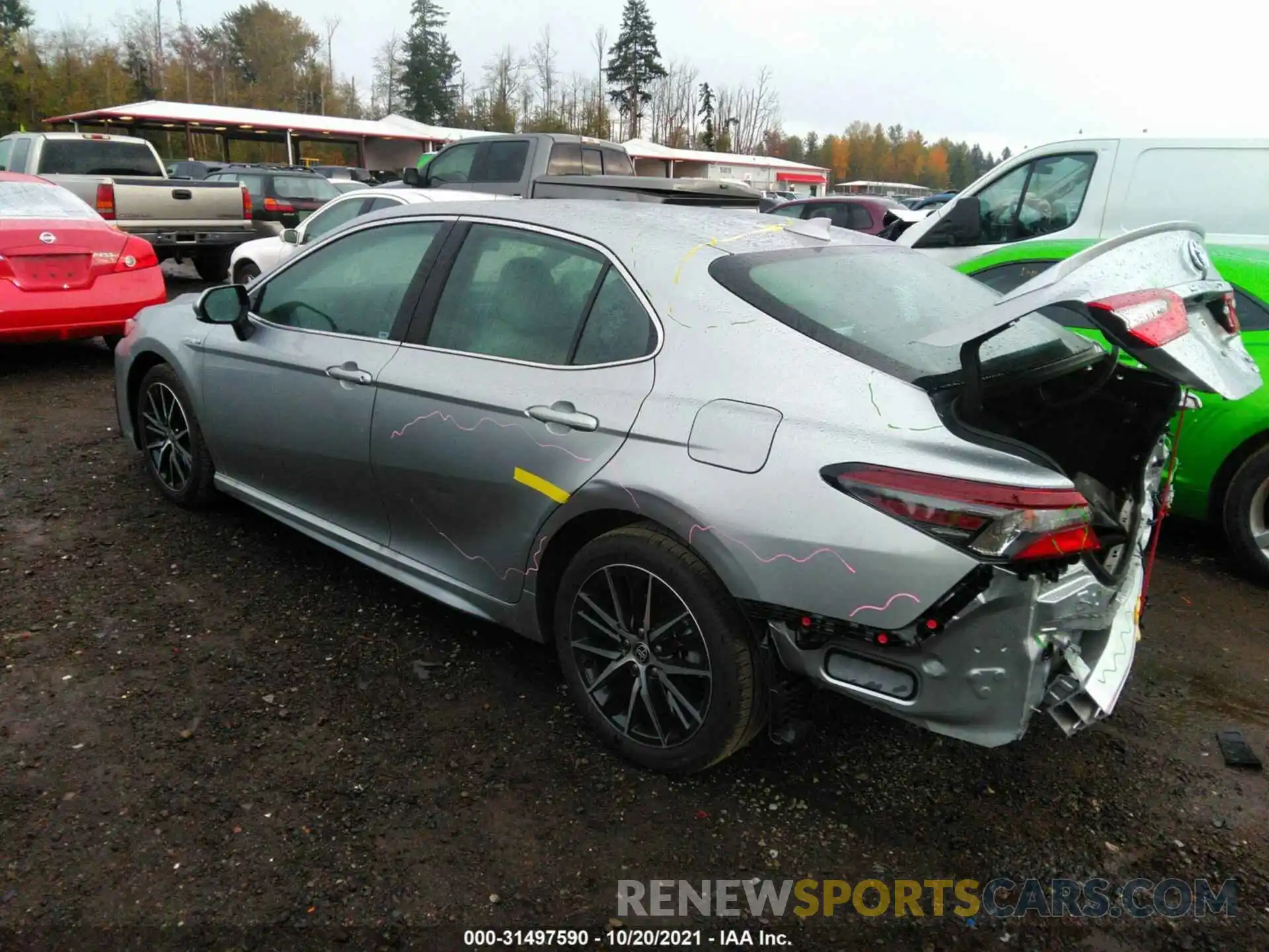 3 Photograph of a damaged car 4T1G31AK6MU554195 TOYOTA CAMRY 2021